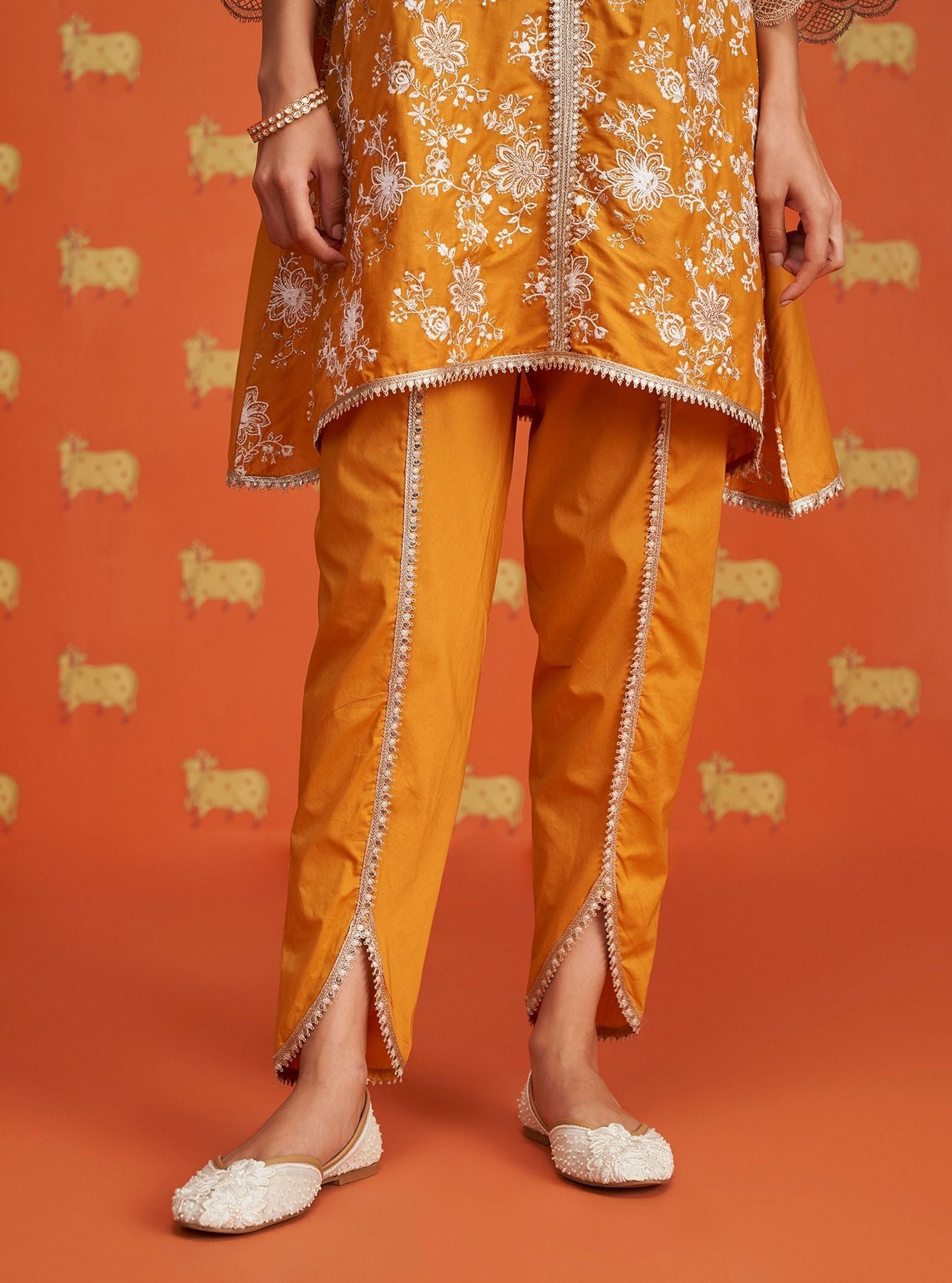 Mulmul Cotton Komen Mustard Kurta With Mulmul Cotton Komen Mustard Dhoti Pant