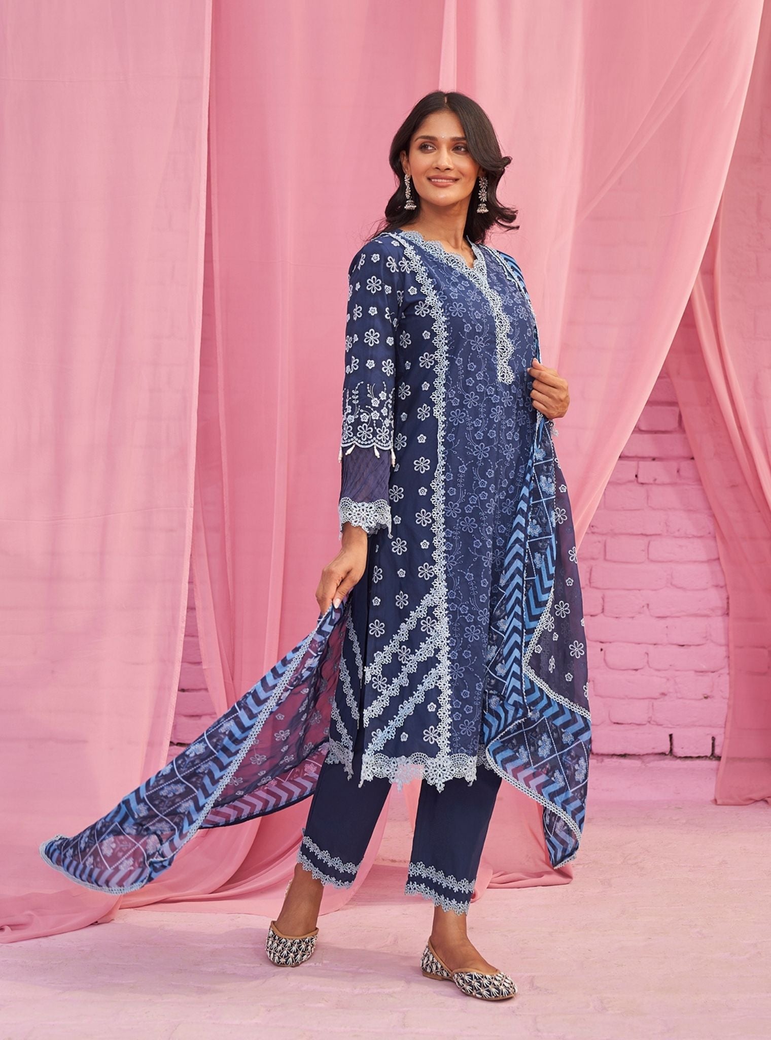 Mulmul Cotton Adhira Navy Kurta With Mulmul Cotton Adhira Navy Pant