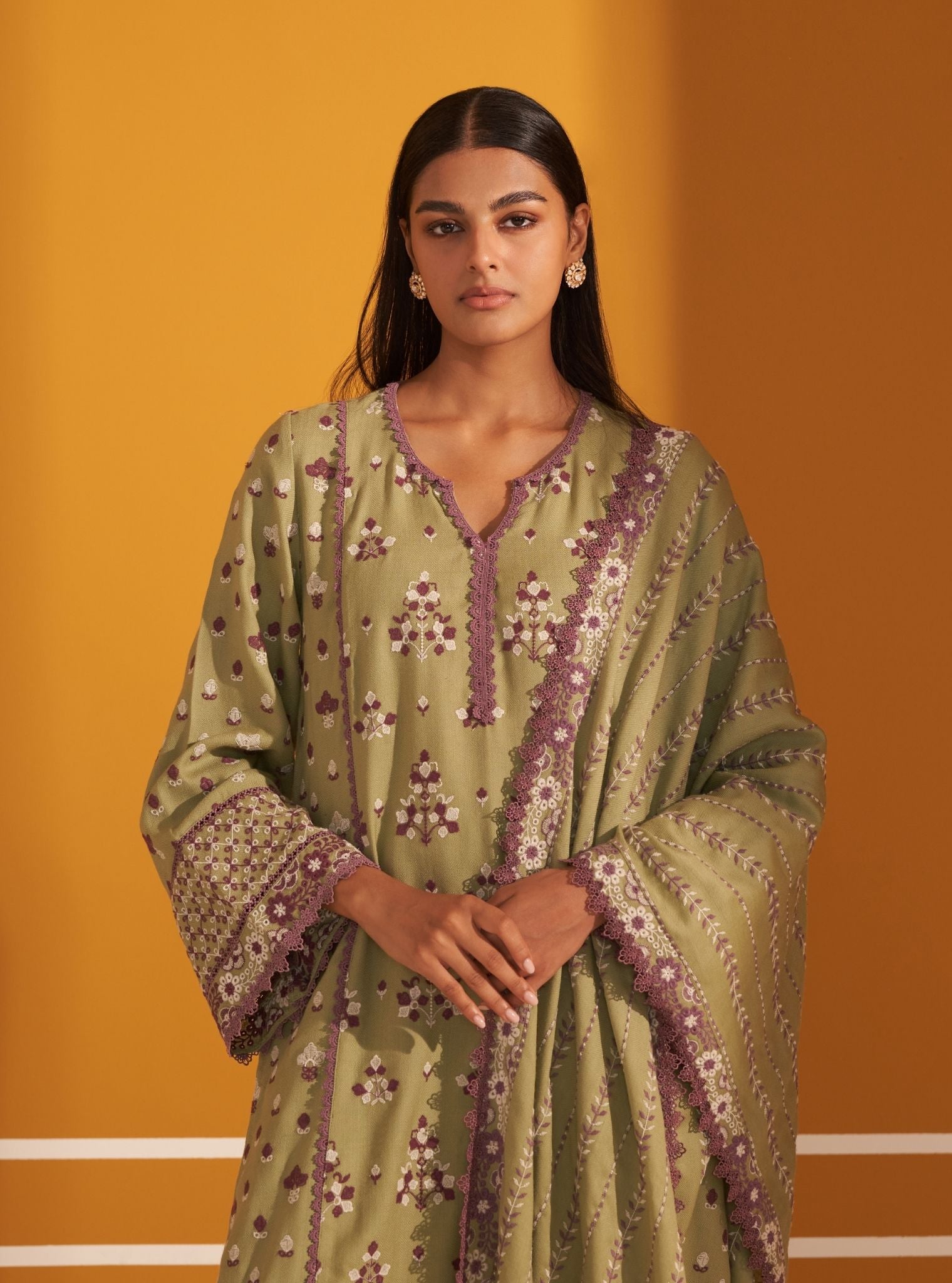 Mulmul Wool Marlow Green Kurta With Mulmul Wool Marlow Green Pant