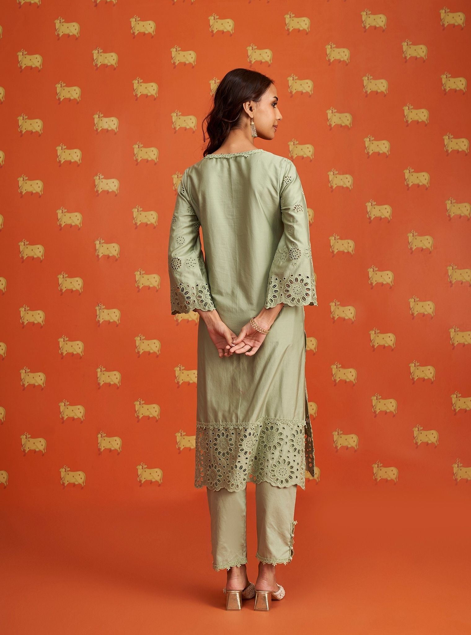 Mulmul Pima Satin Pensri Green Kurta With Mulmul Pima Satin Pensri Green Pant