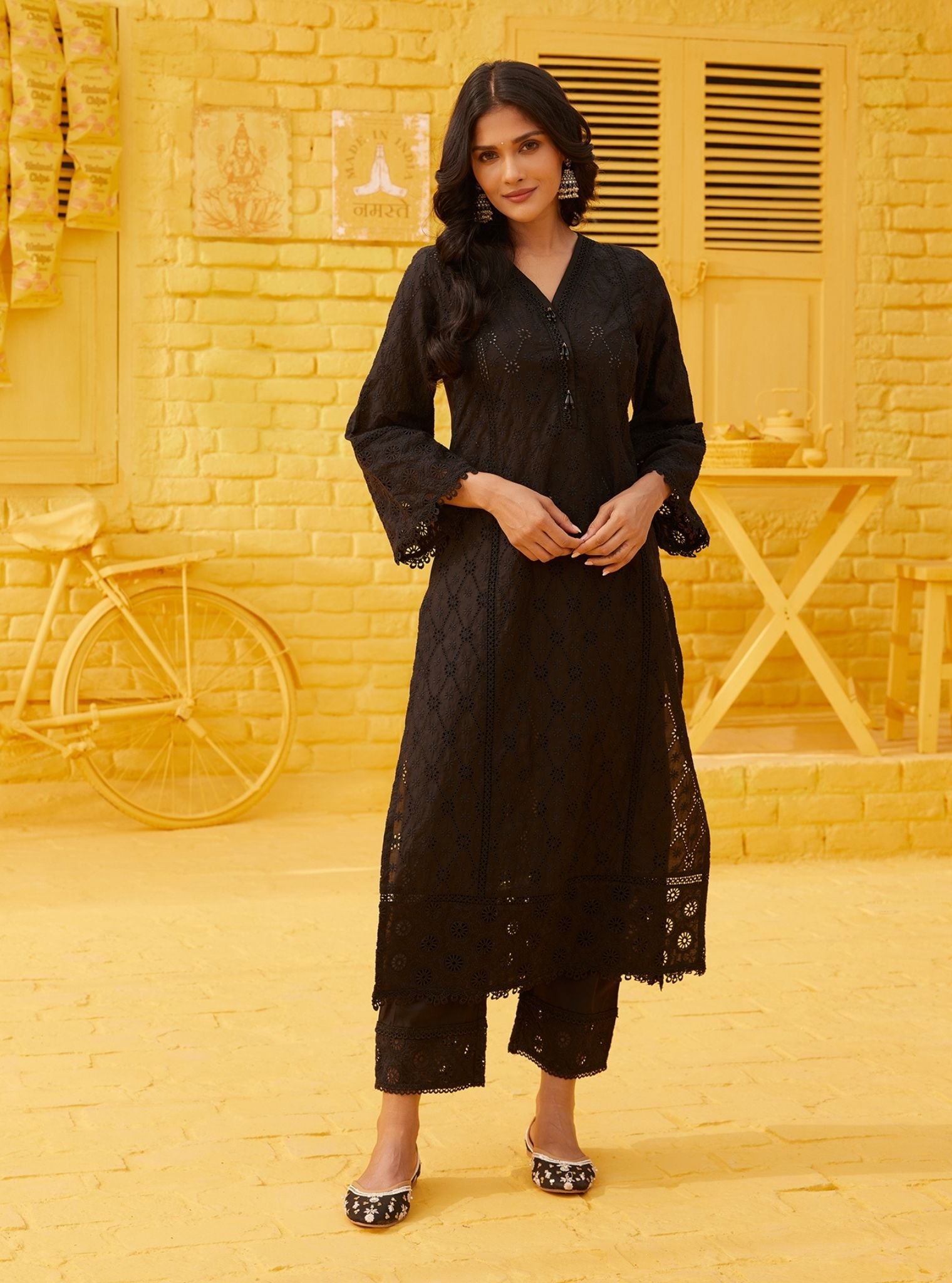 Mulmul Cotton Asti Black Kurta With Mulmul Cotton Asti Black Pant