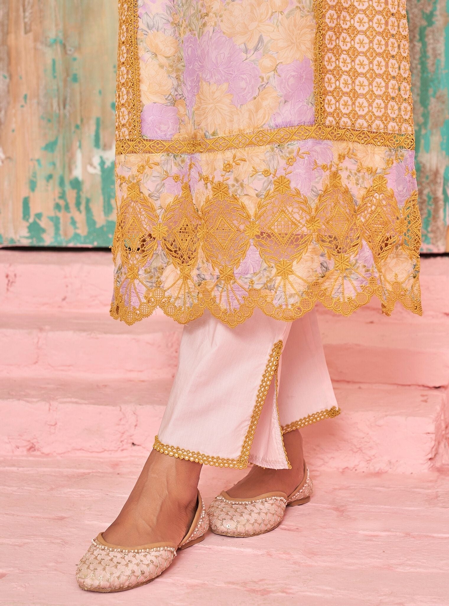 Mulmul Organza Printed Astoria Pink Kurta With Mulmul Cotton Astoria Pink Pant