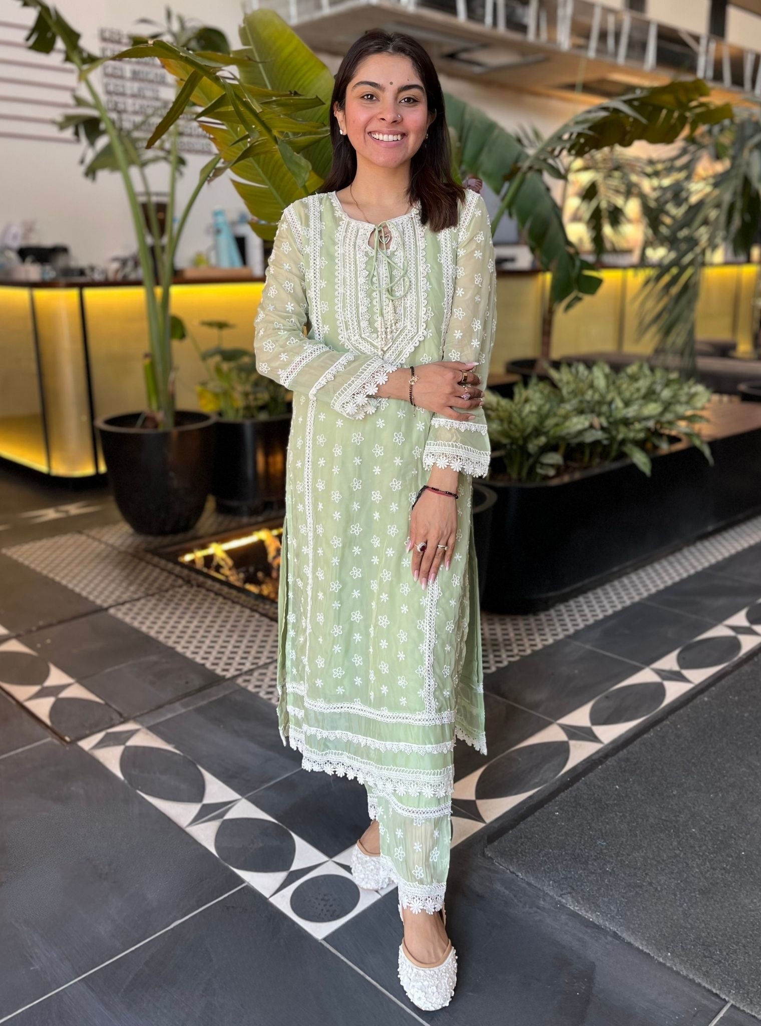 Mulmul Organza Pierro Green Kurta With Mulmul Cotton Pierro Green Pant