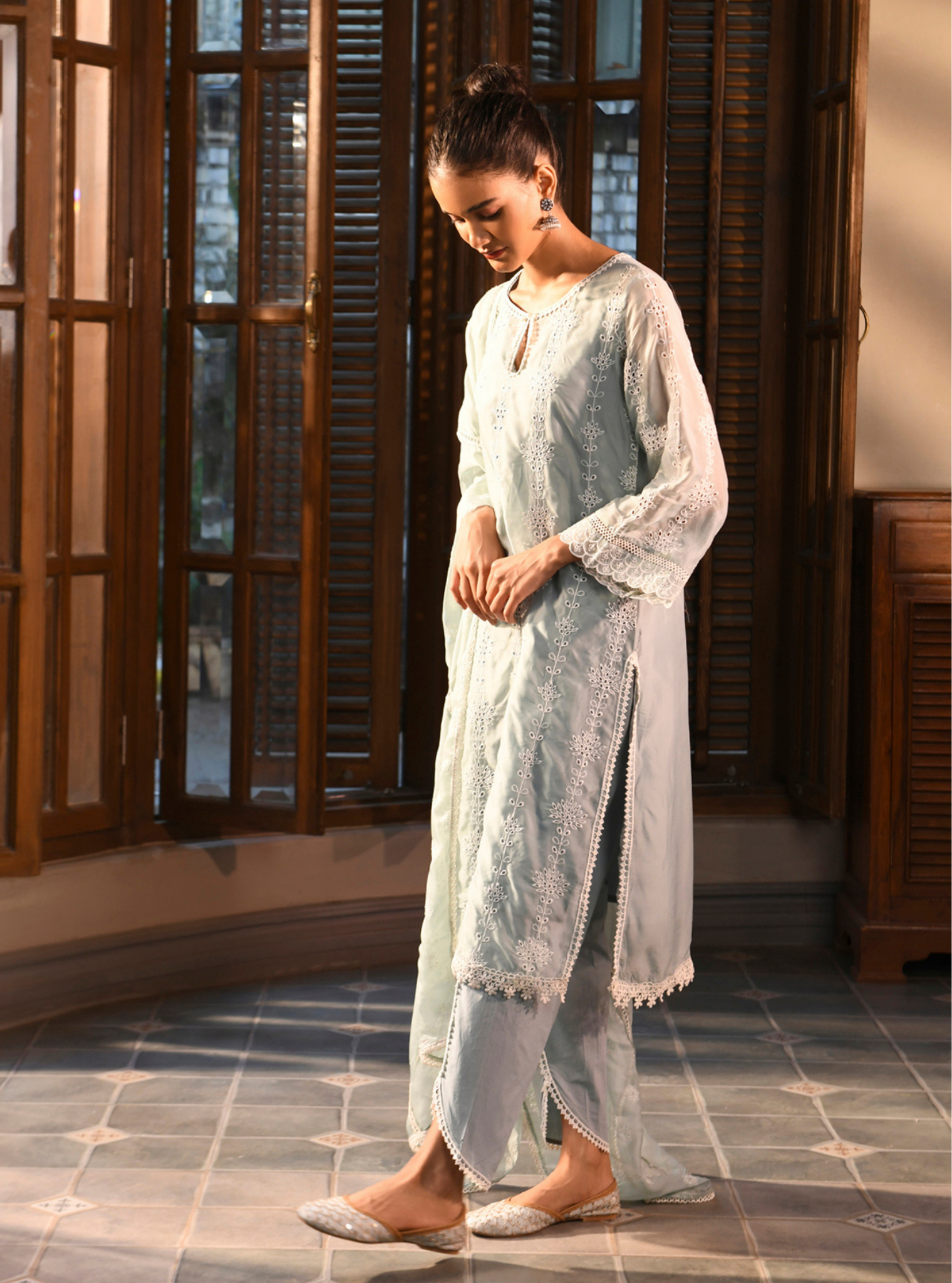 Mulmul Organza Nisrina Teal blue Kurta With Mulmul Cotton Nisrina Teal Blue Pant