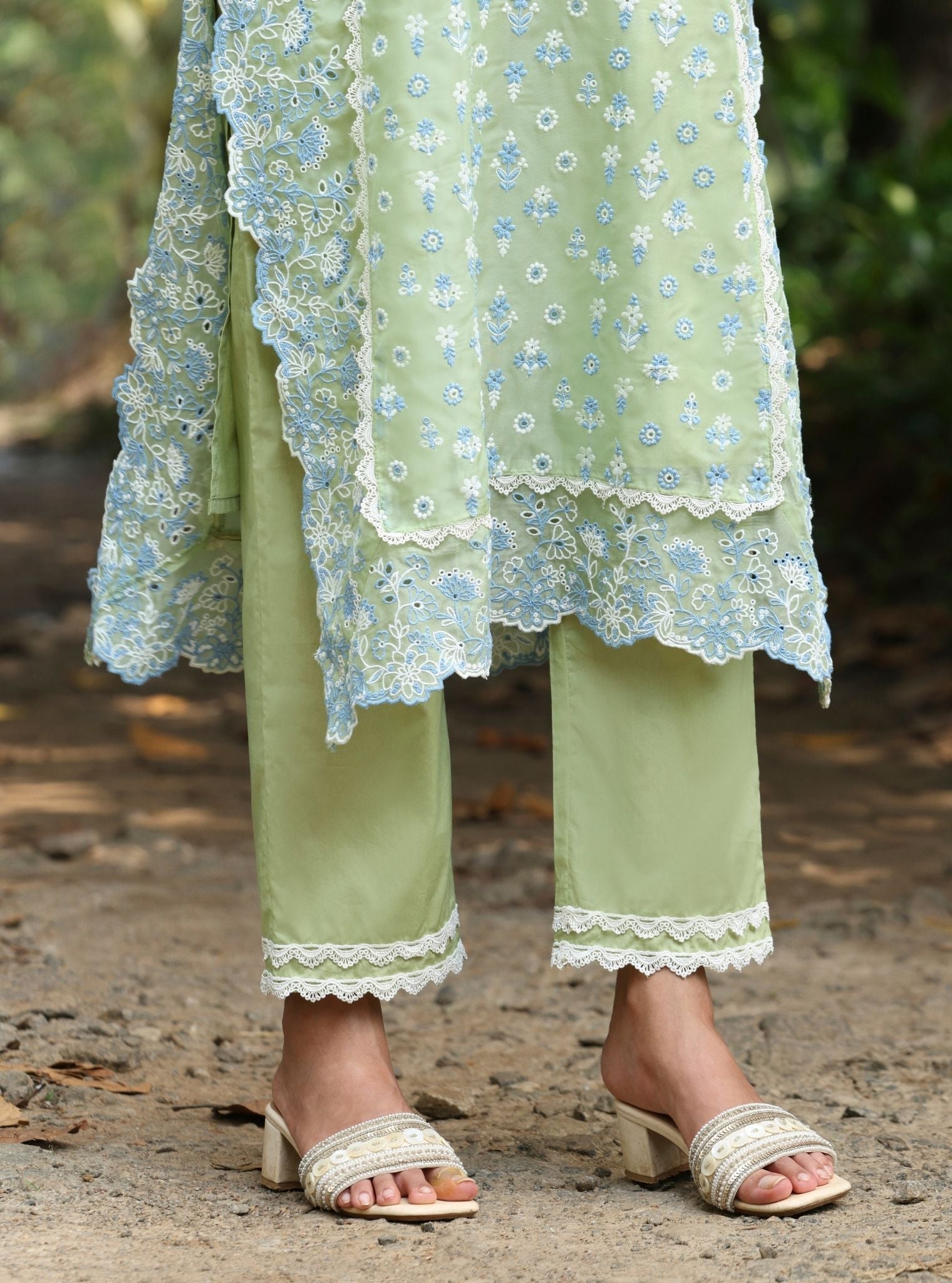 Mulmul Organza Kovalam Green Kurta With Mulmul Cotton Kovalam Green Pant