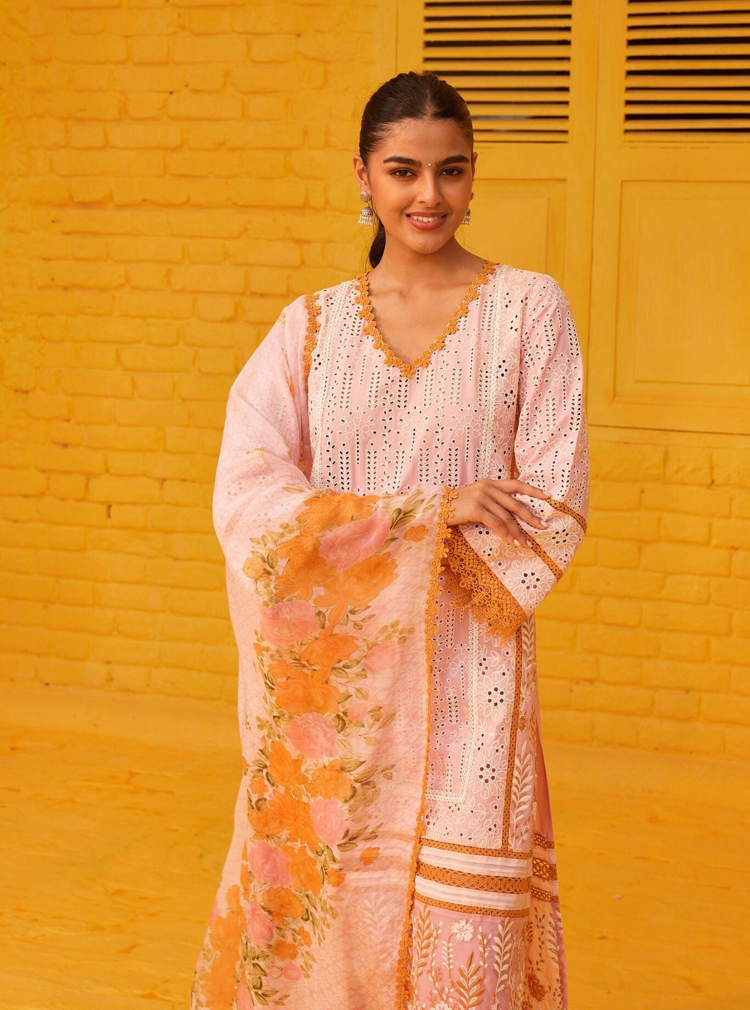 Mulmul Cotton Maithali Pink Kurta With Mulmul Cotton Maithali Pink Pant