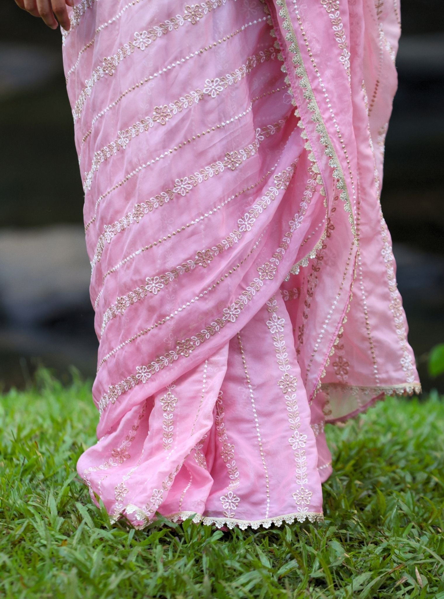 Mulmul Organza Ombre Junoon Pink Saree