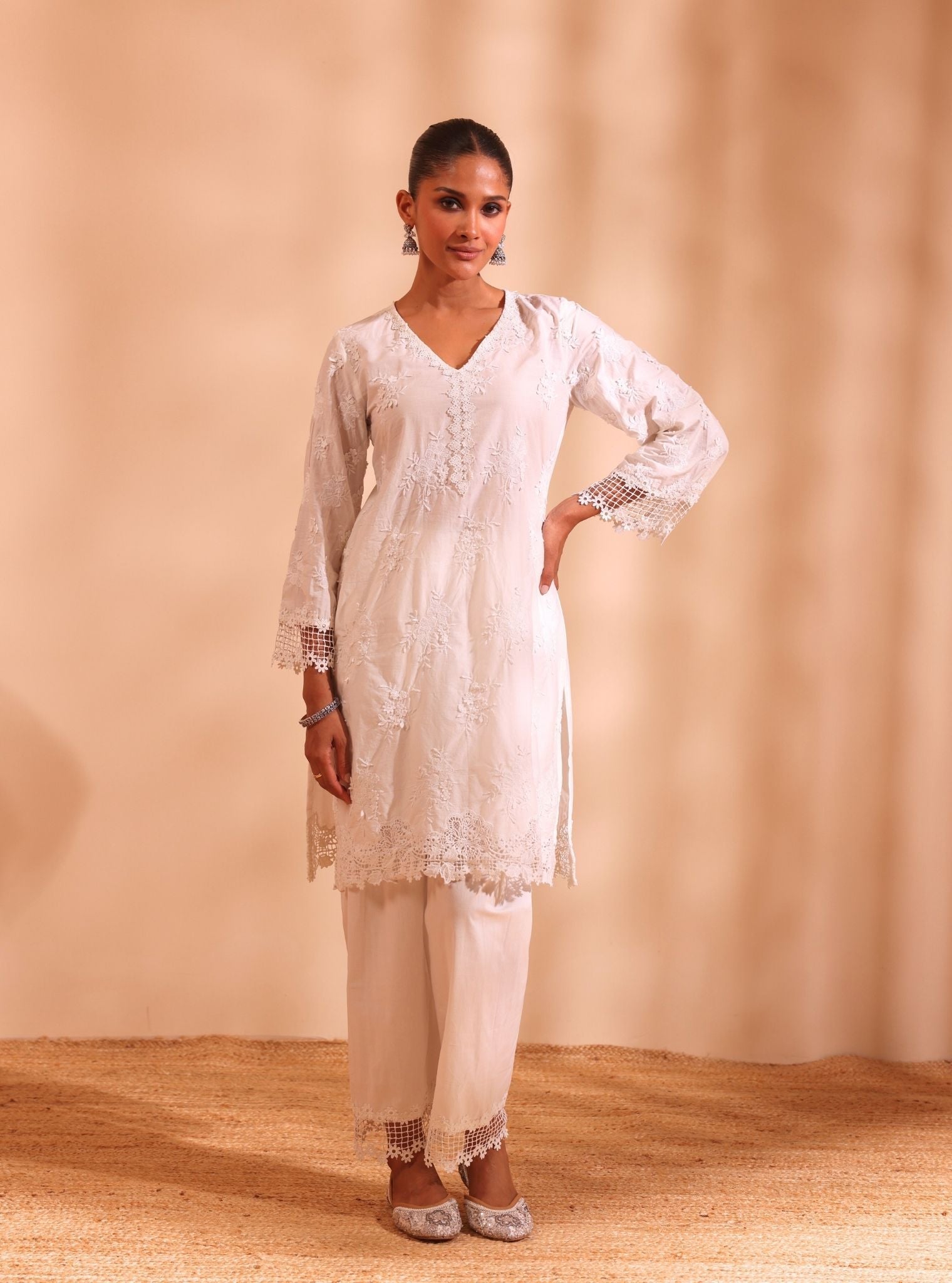 Mulmul Cotton Print Yamya White Kurta With Mulmul Cotton Yamya White Pant