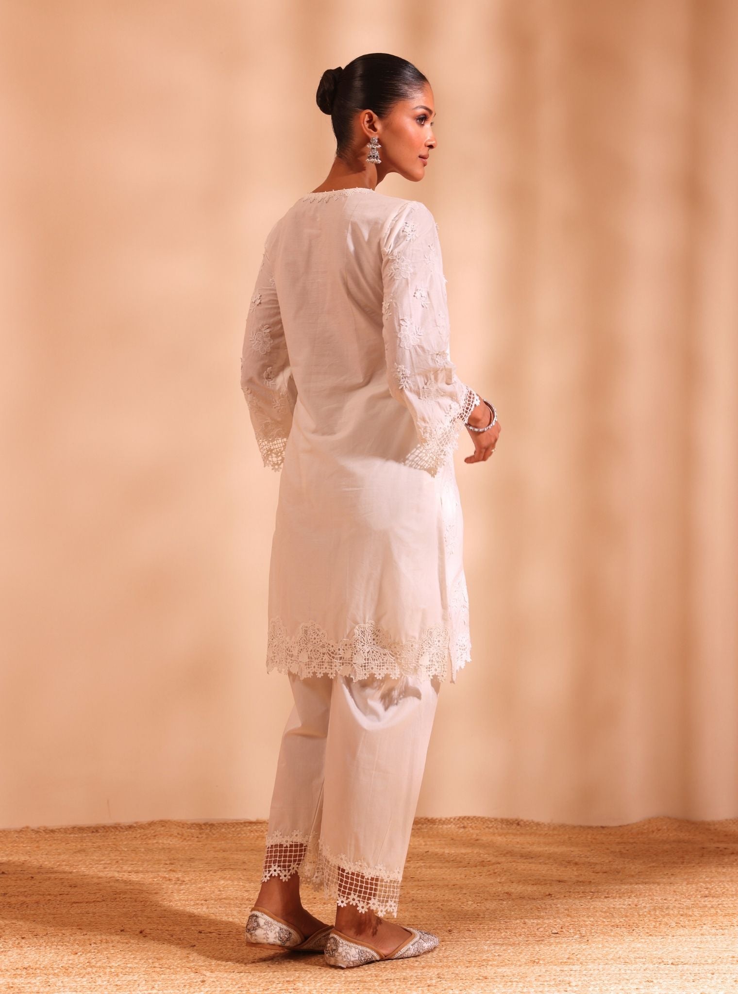 Mulmul Cotton Print Yamya White Kurta With Mulmul Cotton Yamya White Pant