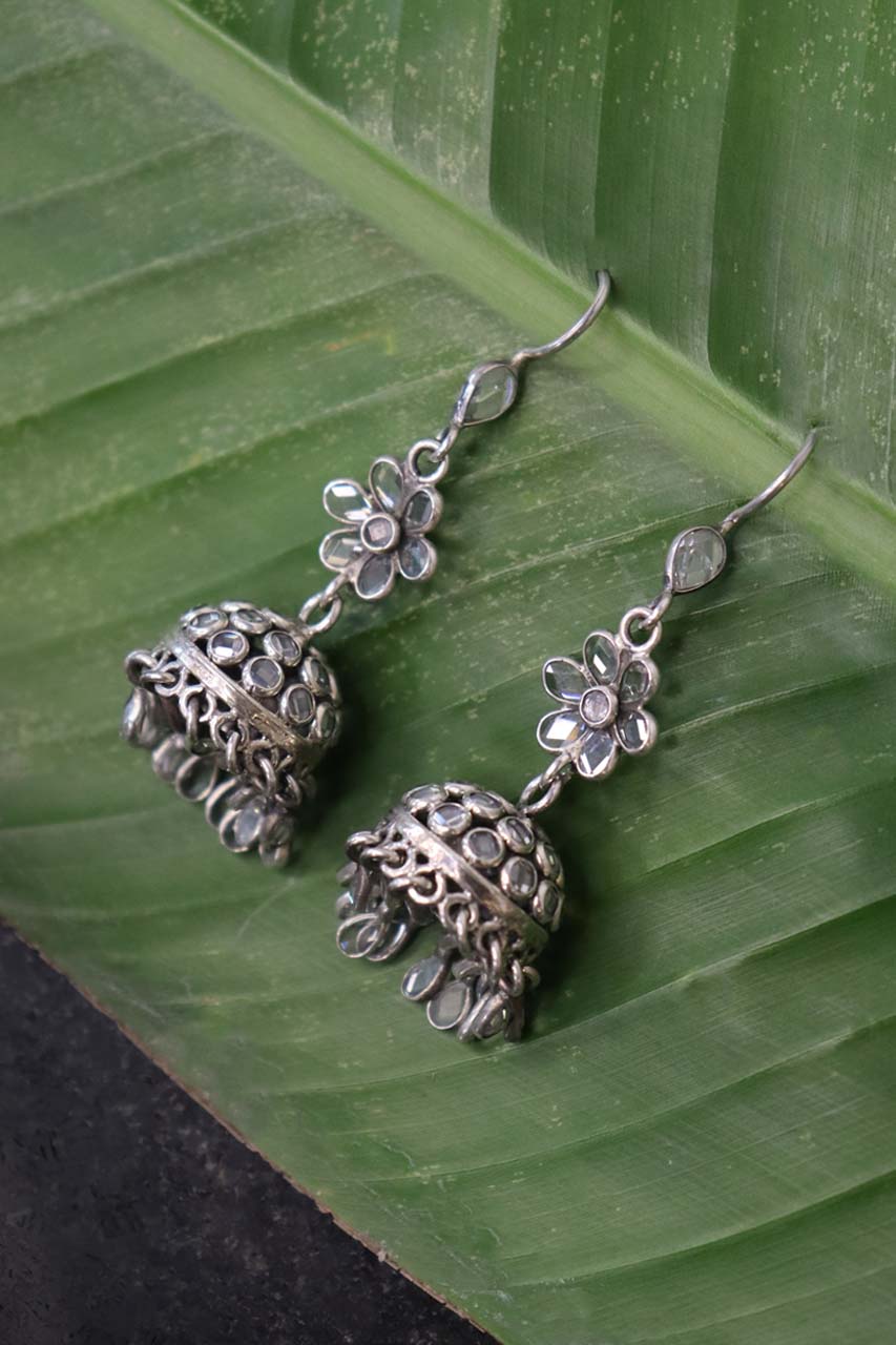 Mahi Jhumka