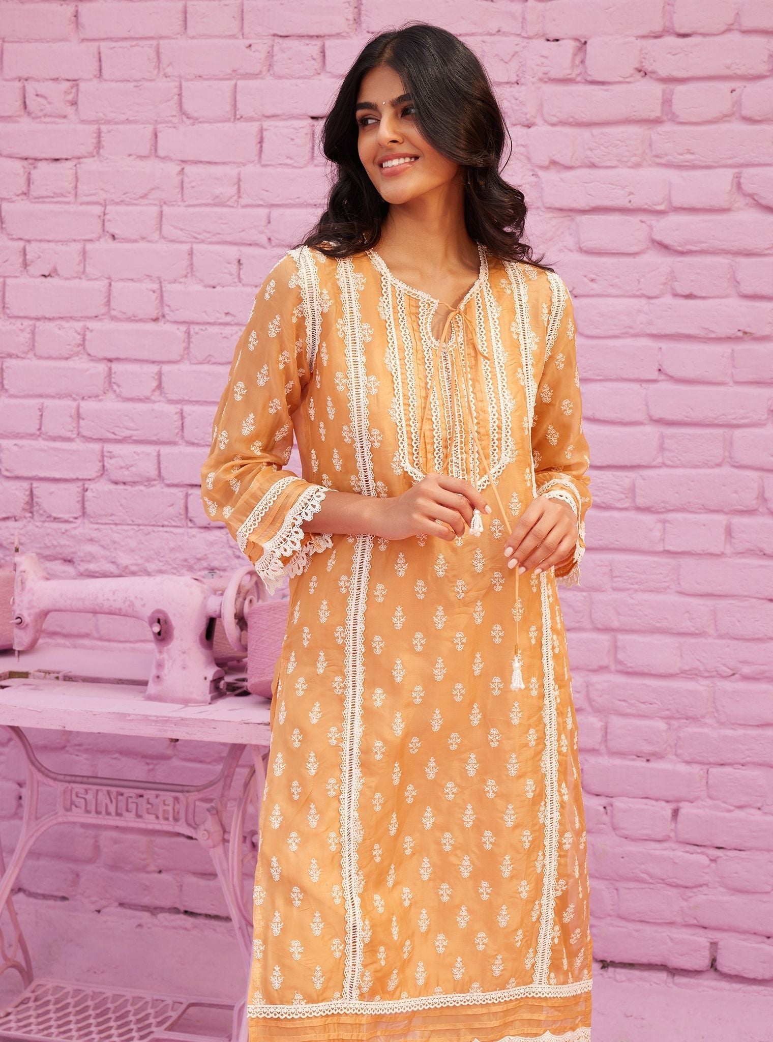 Mulmul Oganza Aarina Orange Kurta With Mulmul Cotton Aarina Orange Pant