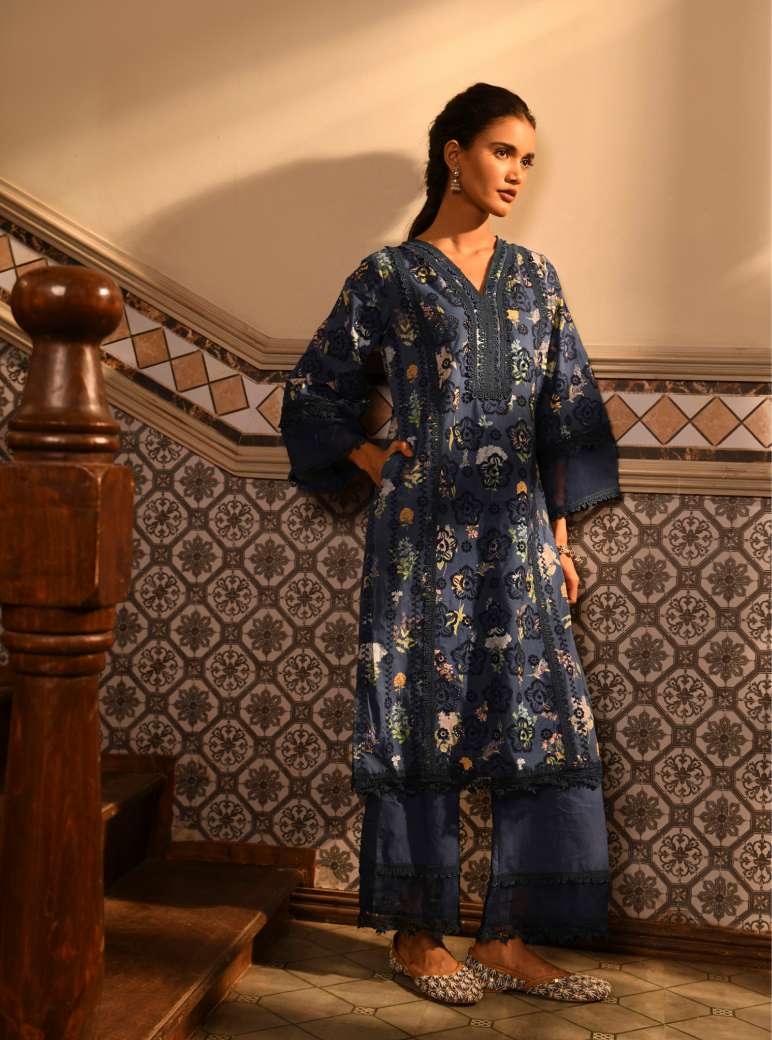 Mulmul Cotton Binita Navy Printed Kurta With Mulmul Cotton Binita Navy Pant