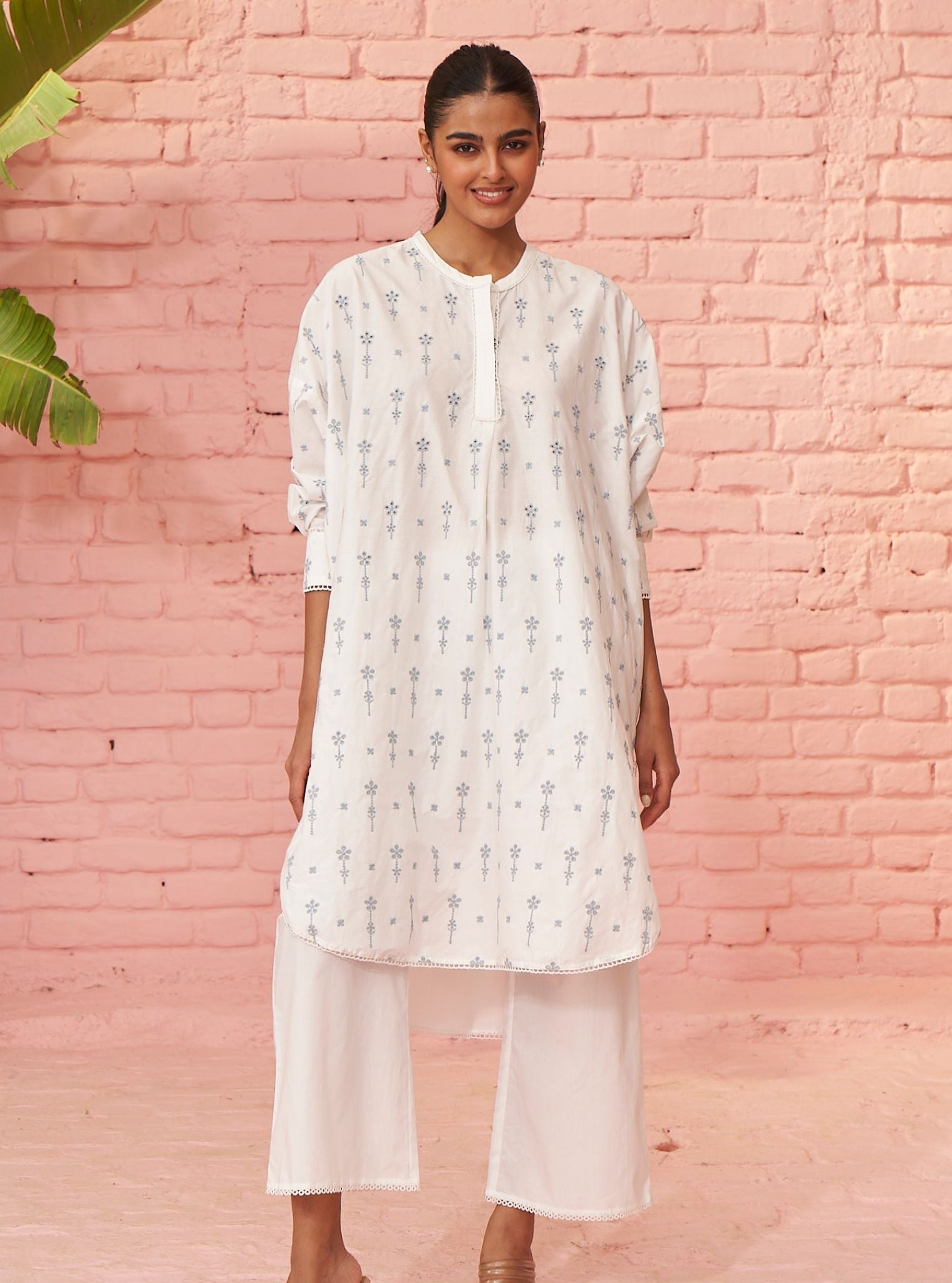 Mulmul Cotton Oriana White Kurta With Mulmul Cotton Oriana White Pant