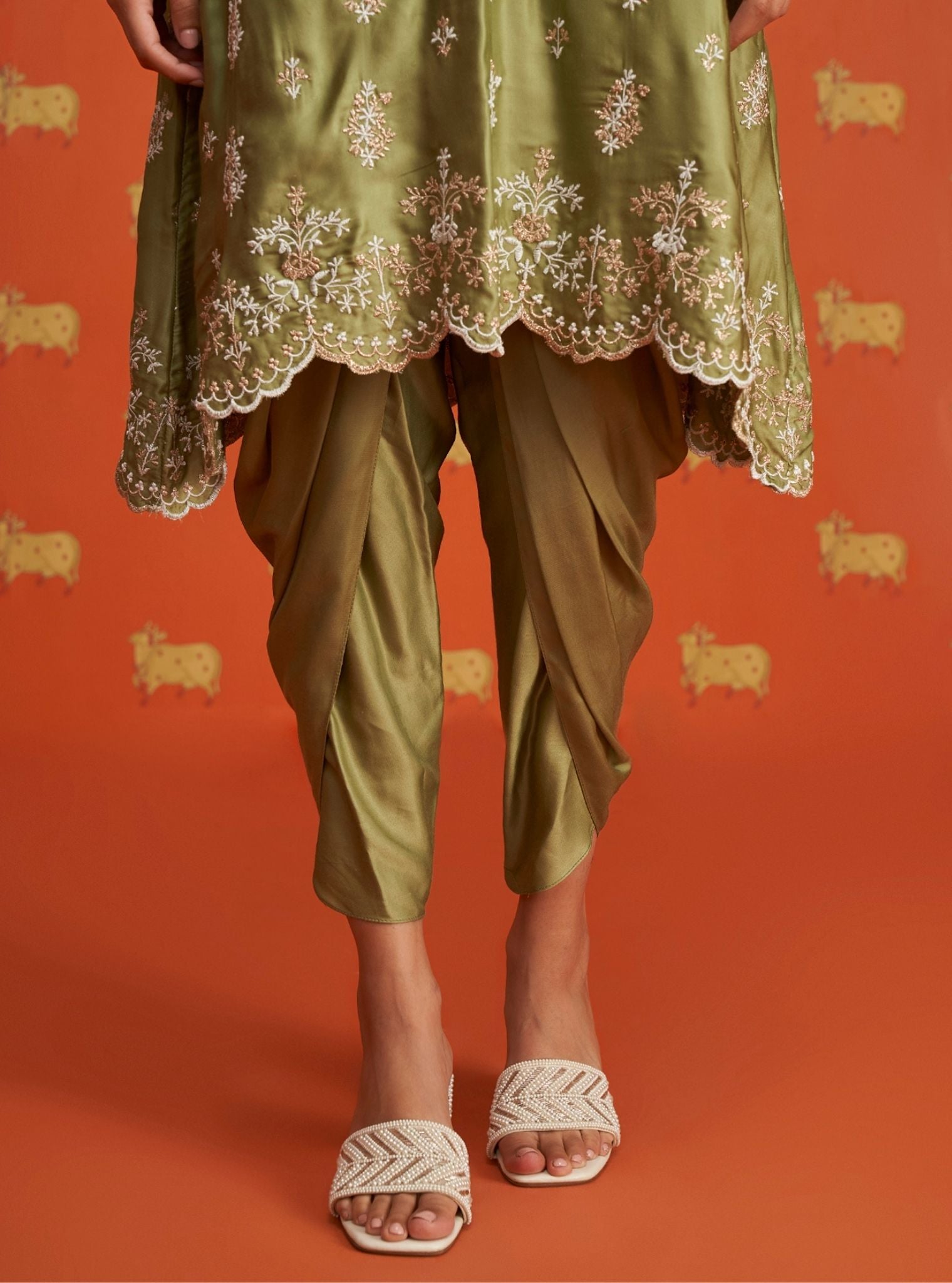 Mulmul Cupro Satin Callaia Moss Green kurta With Mulmul Cupro Satin Callaia Moss Green Salwar