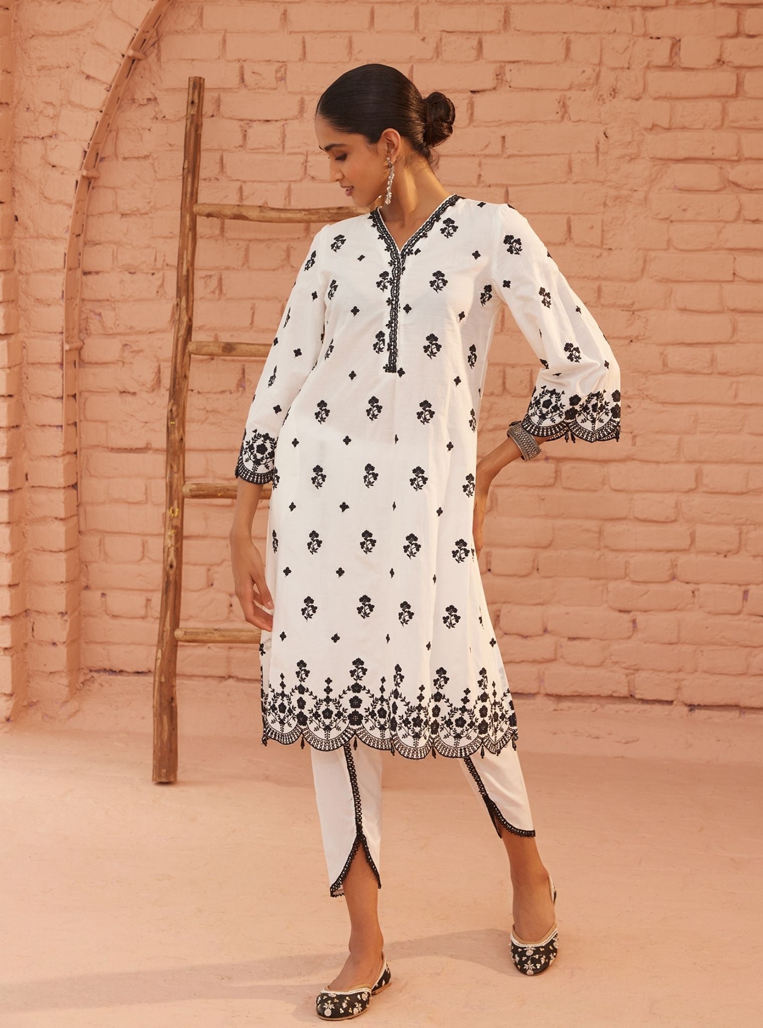 Mulmul Cotton Ghita White Kurta With Mulmul Cotton Border White Black Dhoti Pant