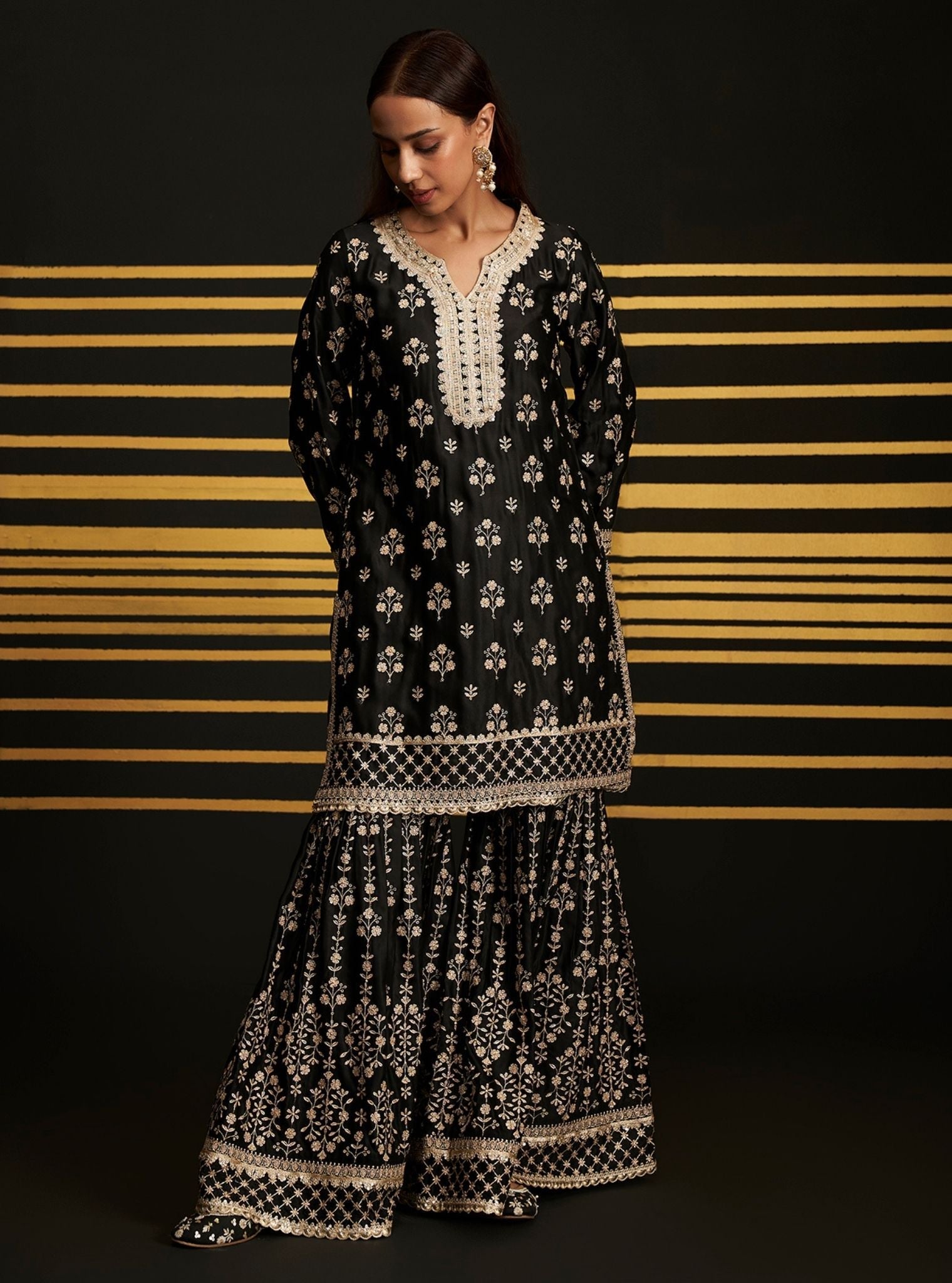 Mulmul Bemberg Satin Mahiya Black Kurta With Mulmul Bemberg Satin Mahiya Black Garara