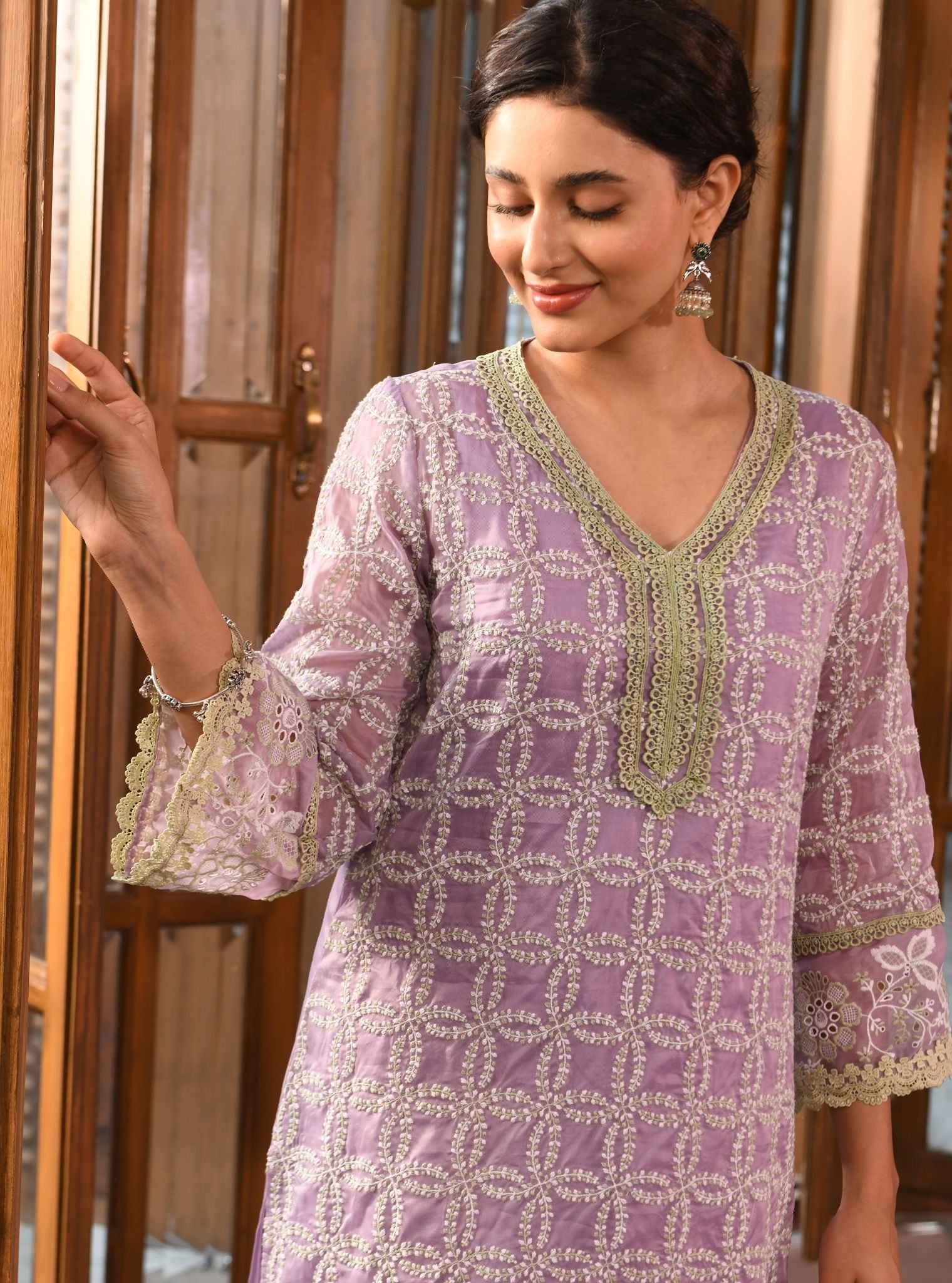 Mulmul Organza Ayten Lavender Kurta With Mulmul Cotton Ayten Lavender Pant