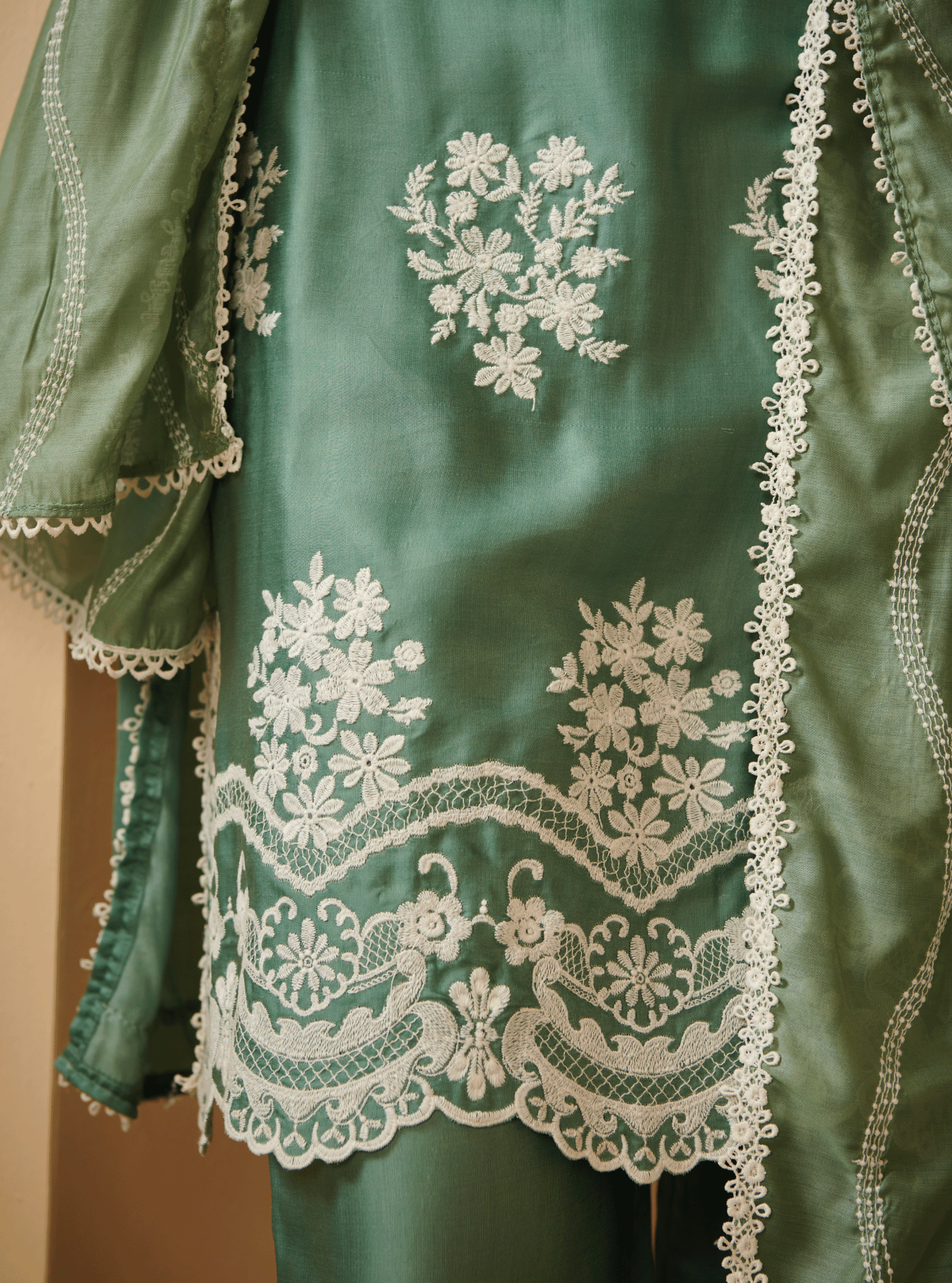 Mulmul Idaa Teal dupatta