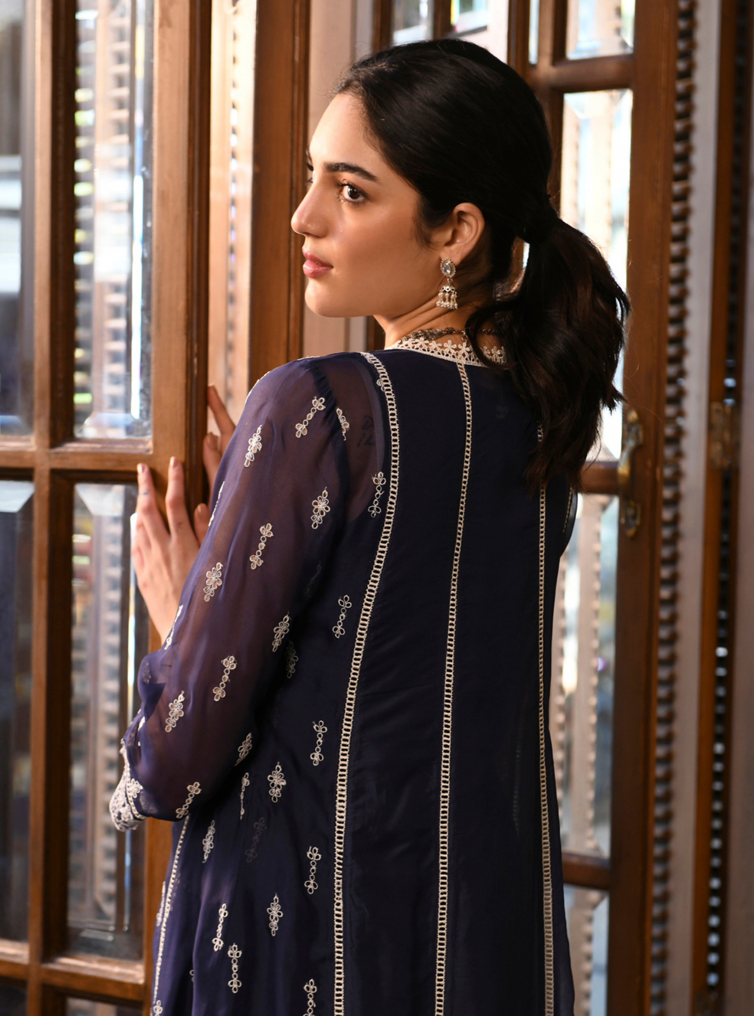 Mulmul Organza Vashti Navy Kurta With Mulmul Cotton Vashti Navy Pant