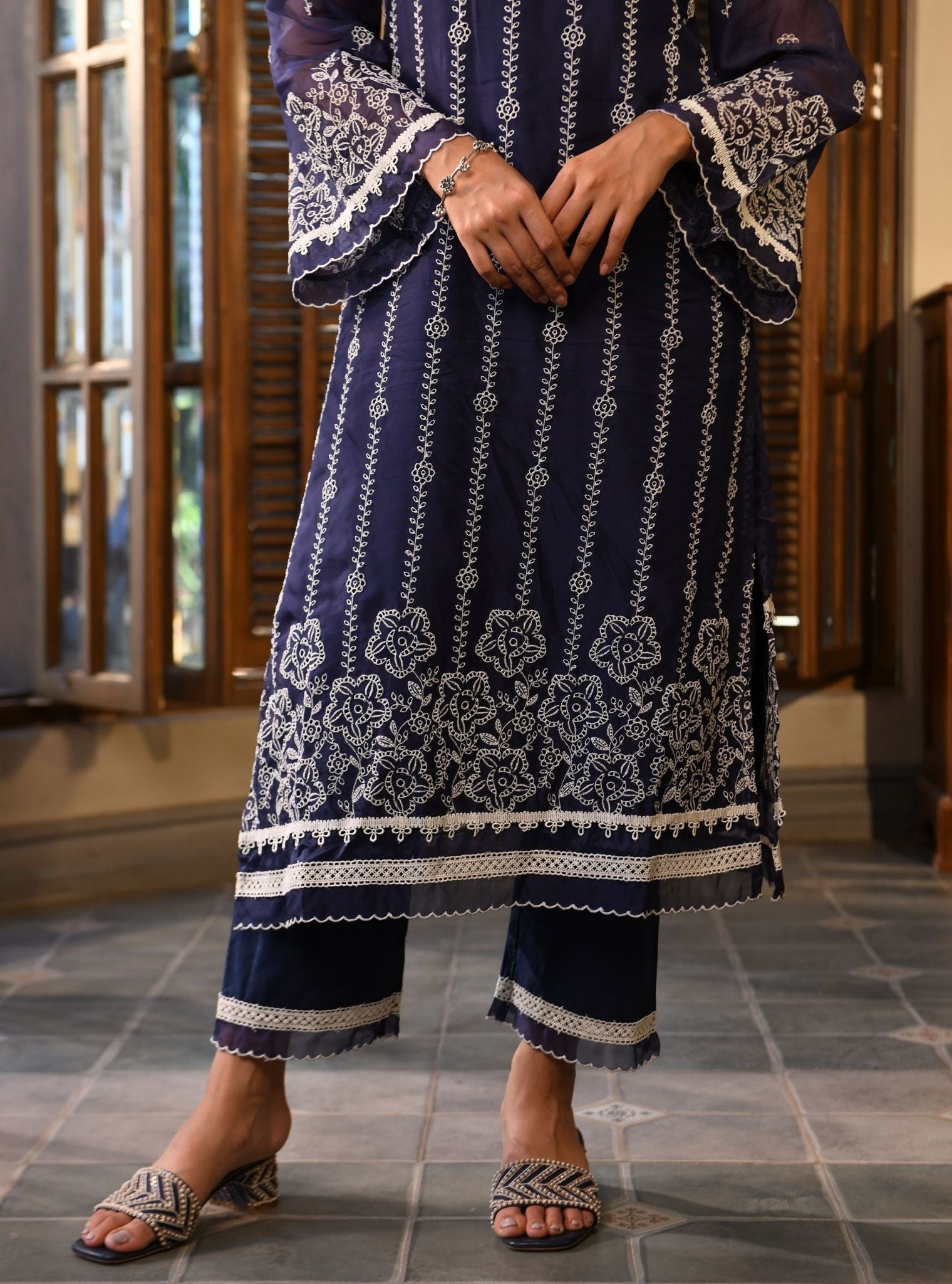 Mulmul Organza Parisa Navy Kurta With Mulmul Cotton Parisa Navy Pant