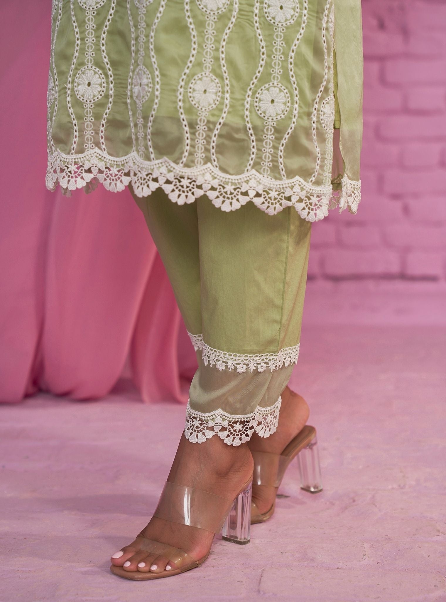 Mulmul Organza Izetta Green Kurta With Mulmul Cotton Izetta Green Pant