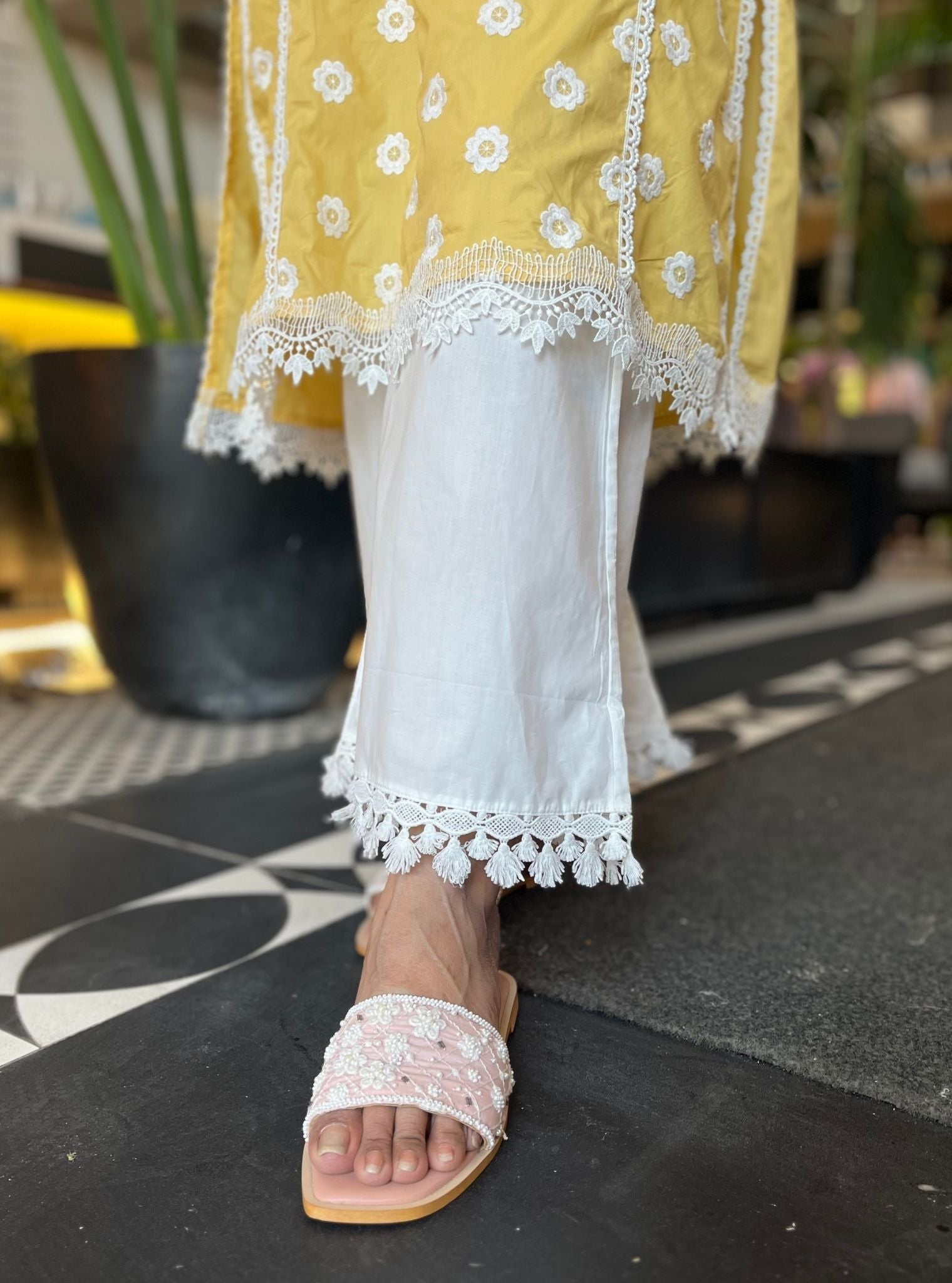 Mulmul Cotton Cathy Yellow Kurta With Mulmul Cotton Tassel Pyajama