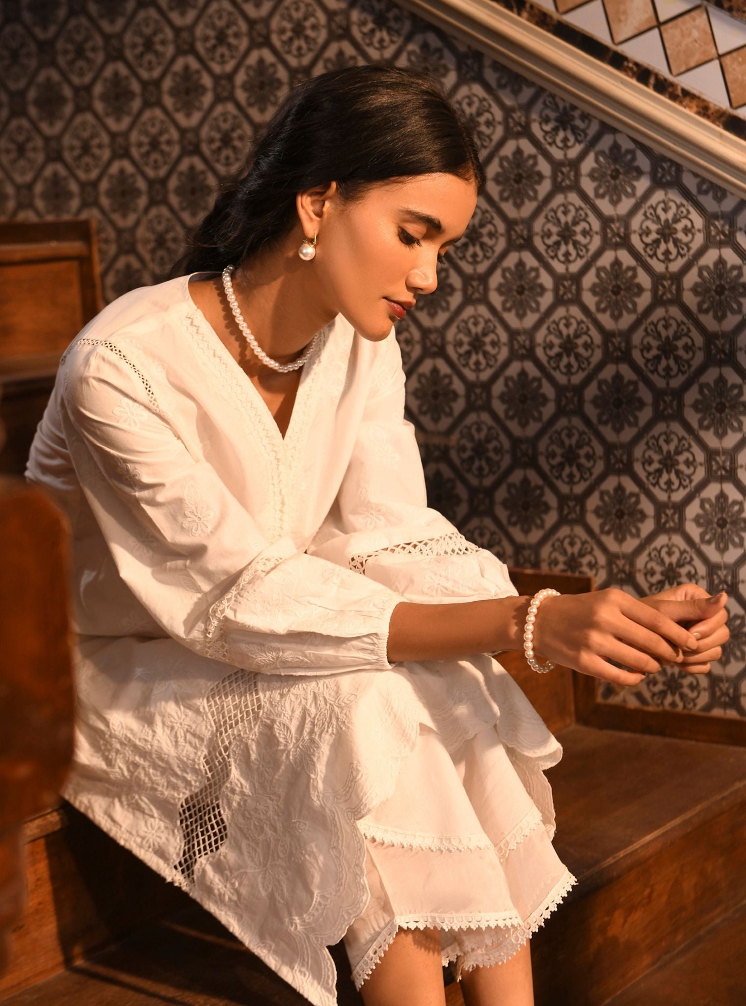 Mulmul Cotton Giti White Kurta With Mulmul Cotton Giti White Pant