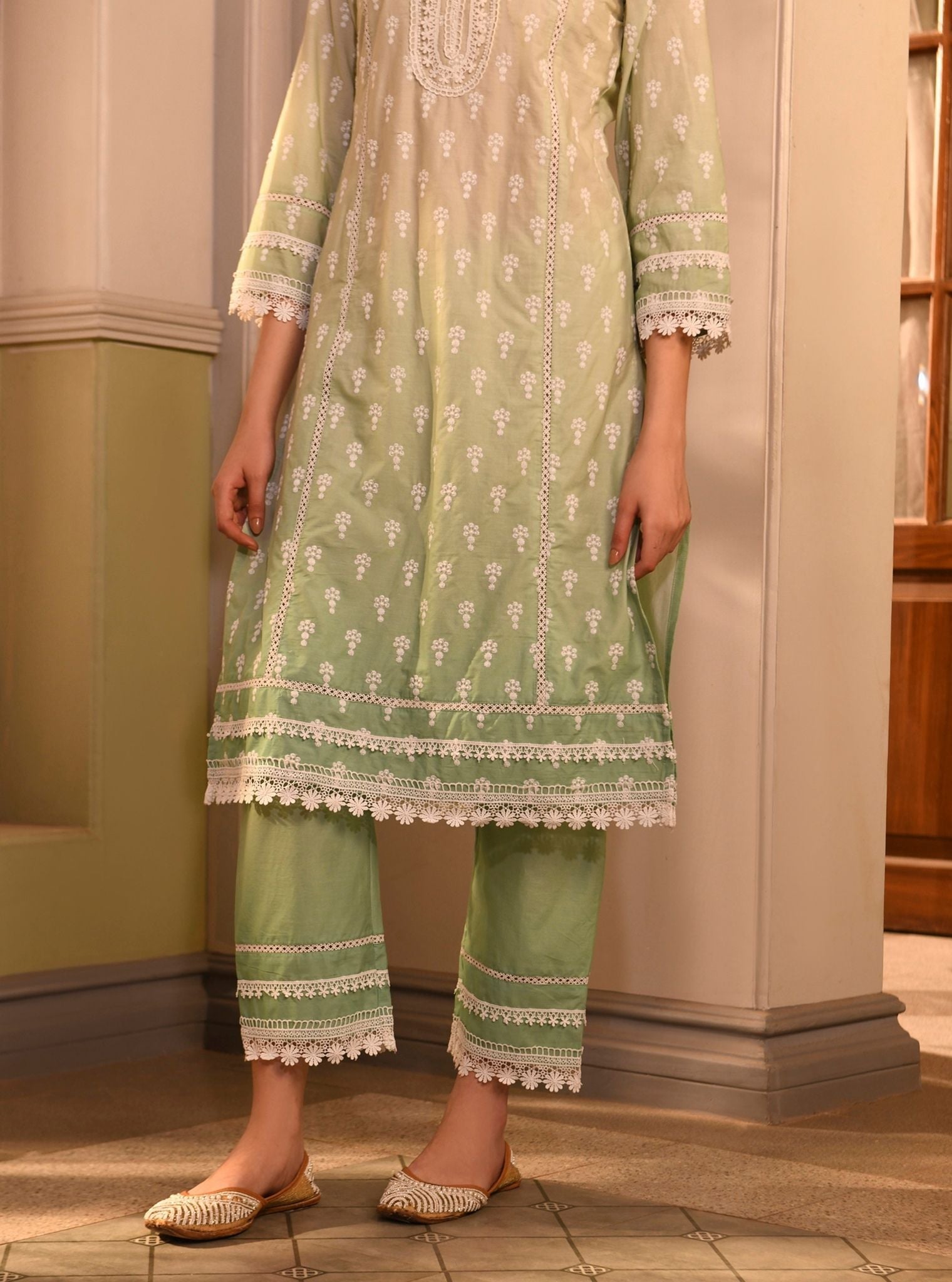 Mulmul Cotton Yami Green Kurta With Mulmul Cotton Yami Green Pant