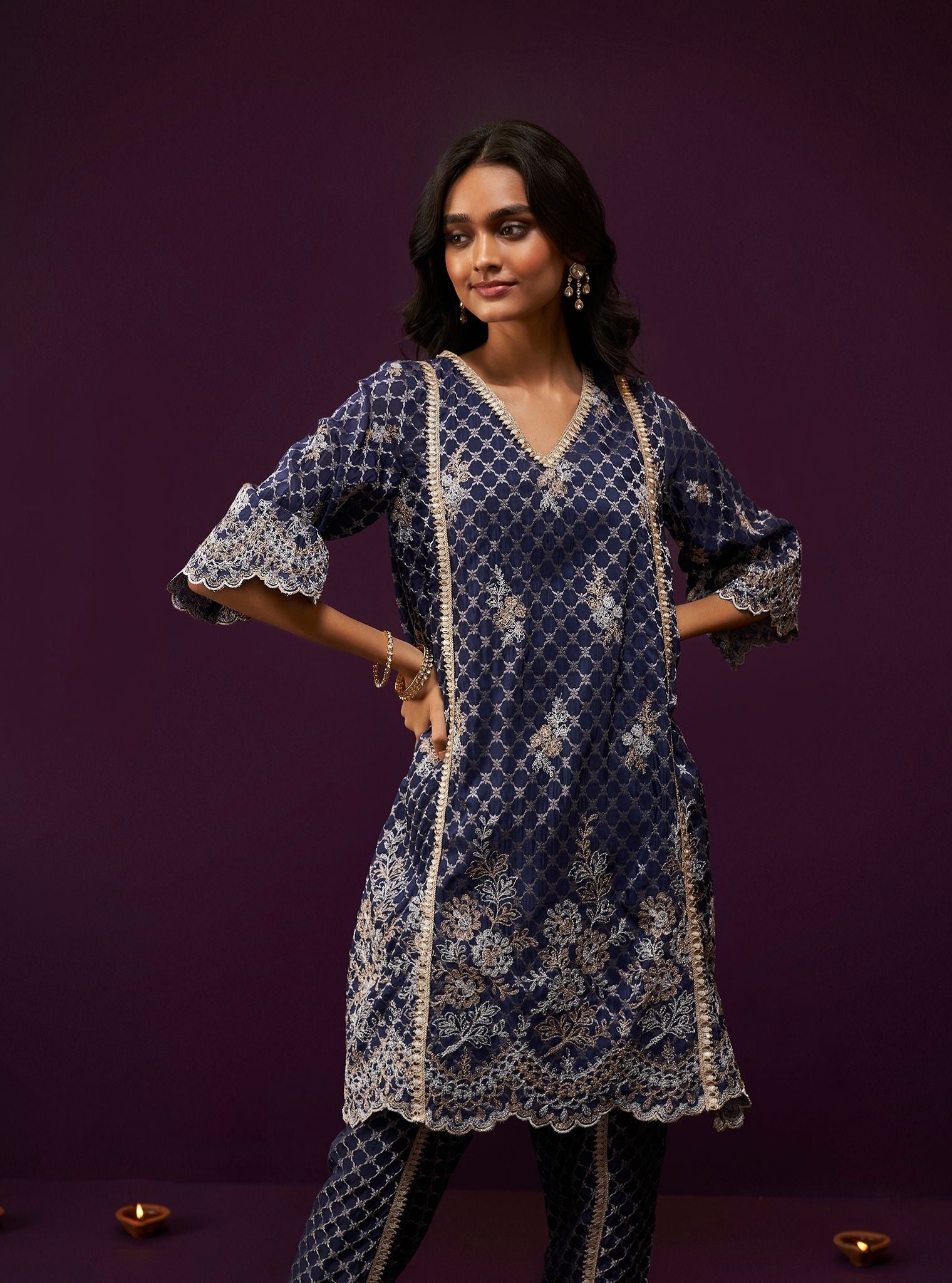 Mulmul Banarsi Giacinta Navy Kurta With Mulmul Banarsi Giacinta Navy Dhoti Pant