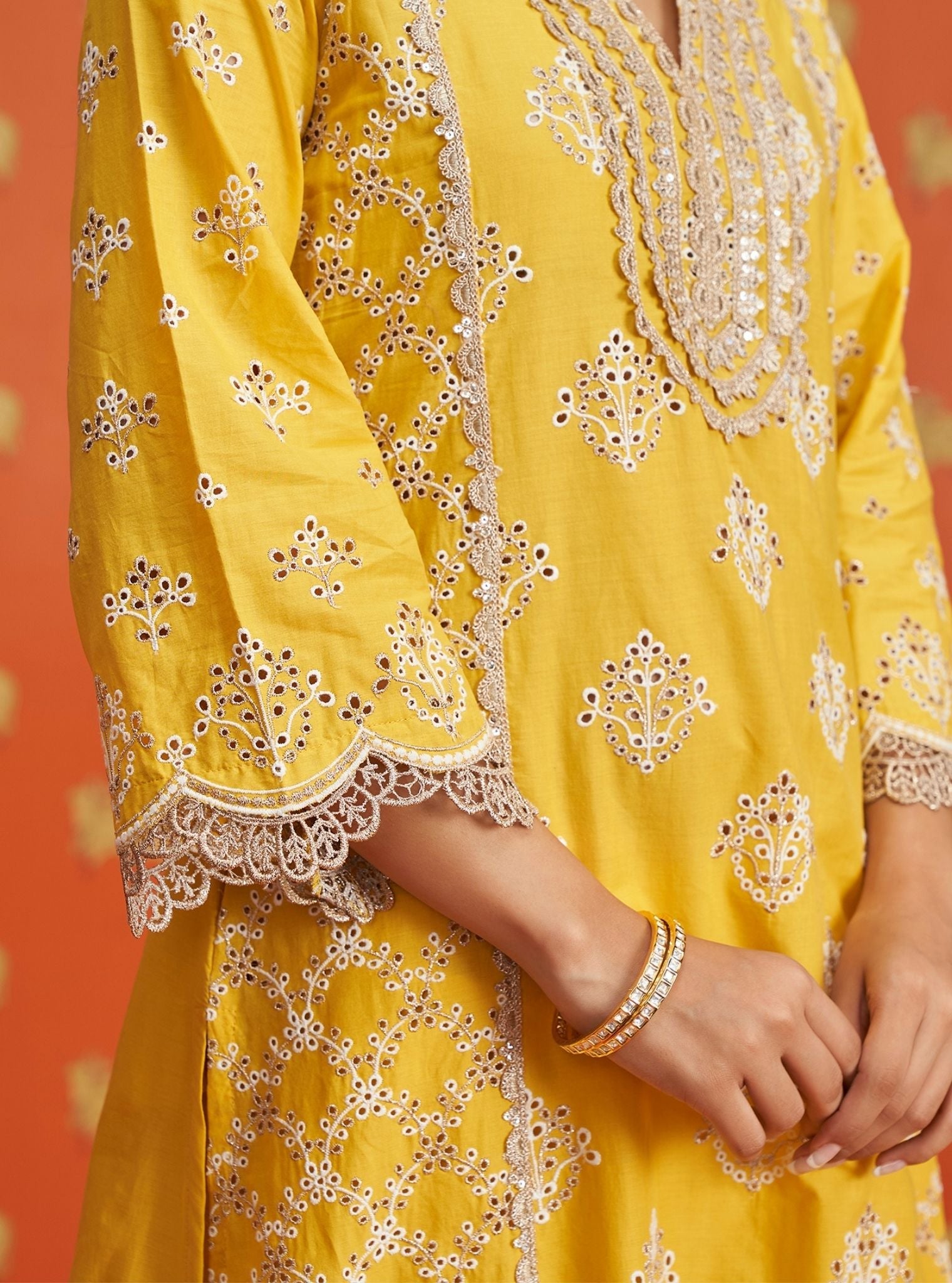 Mulmul Cotton Itsara Yellow Kurta With Mulmul Cotton Itsara Yellow Pant