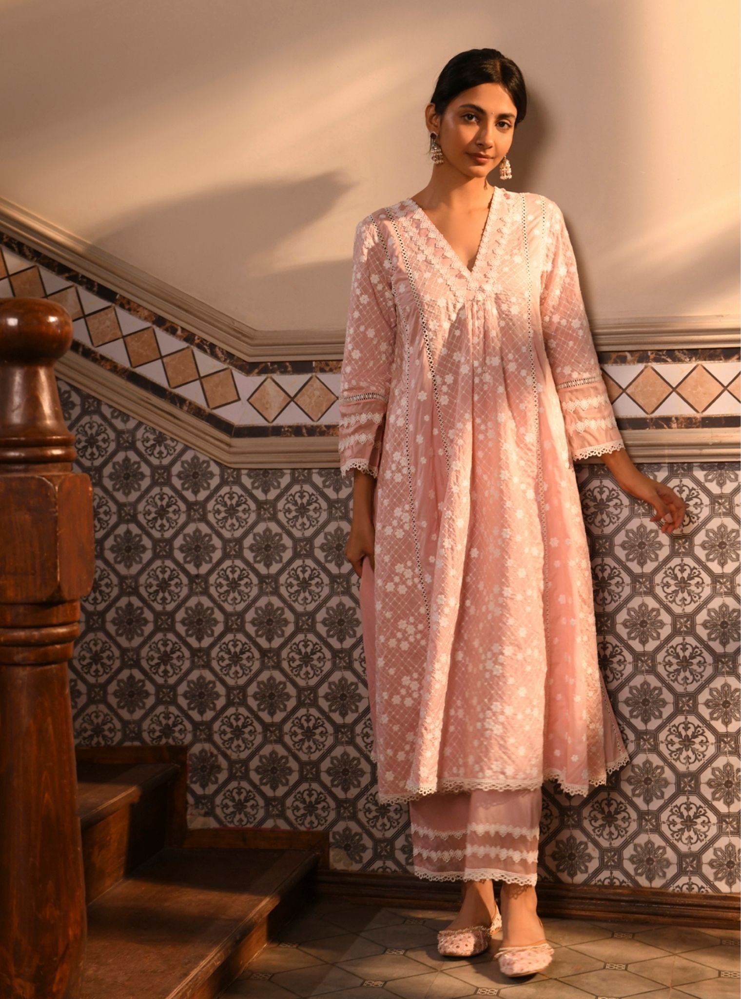 Mulmul Cotton Kishi Light Pink Kurta With Mulmul Cotton Kishi Light Pink Pant