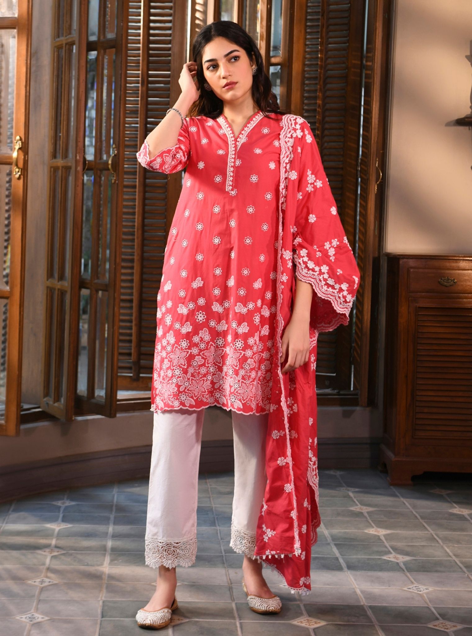 Mulmul Cotton Irsia Red Kurta With Mulmul Cotton Floral Chemical Lace White Pant