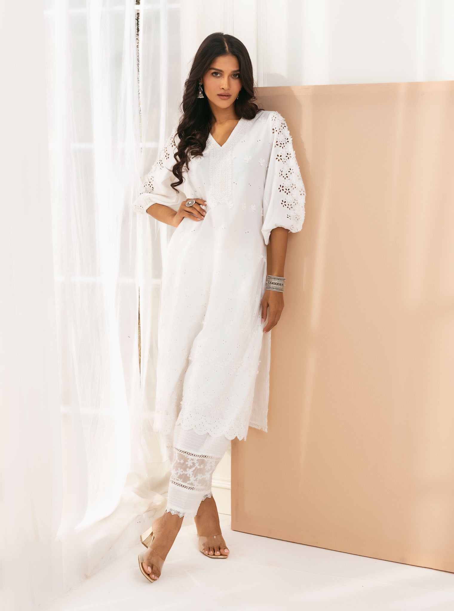 Mulmul Cotton Asota White Kurta With Floral Organza Panelled White Salwar