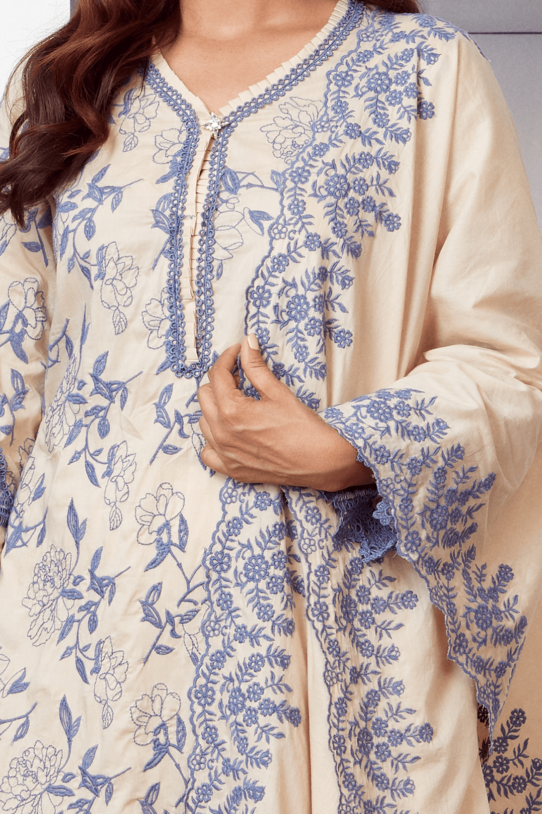 Mulmul Cotton Bianca Kurta With Silt Pyajama