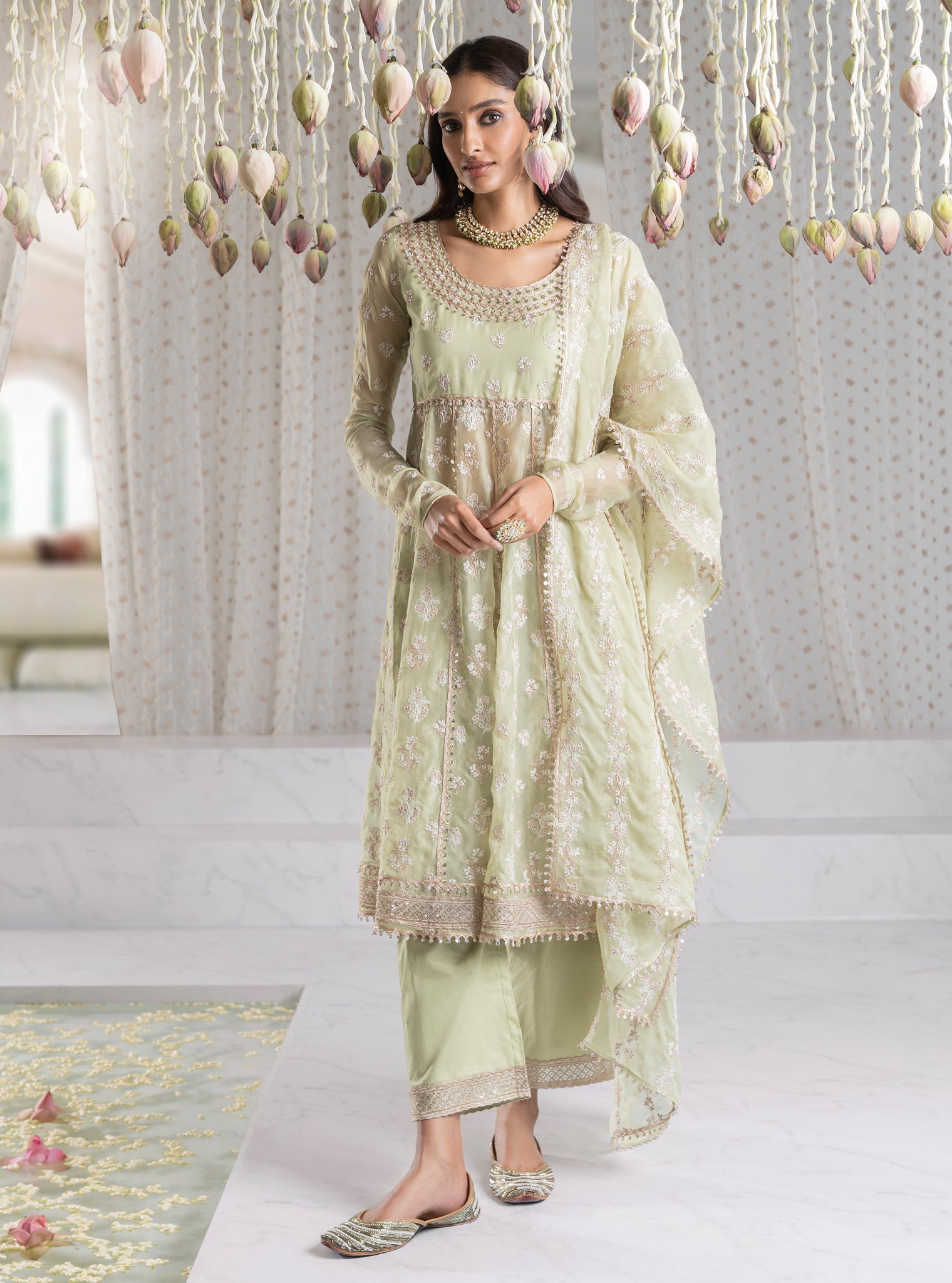 Mulmul Organza Iktara Anarkali Green Kurta With Mulmul Pima Iktara Green Pant