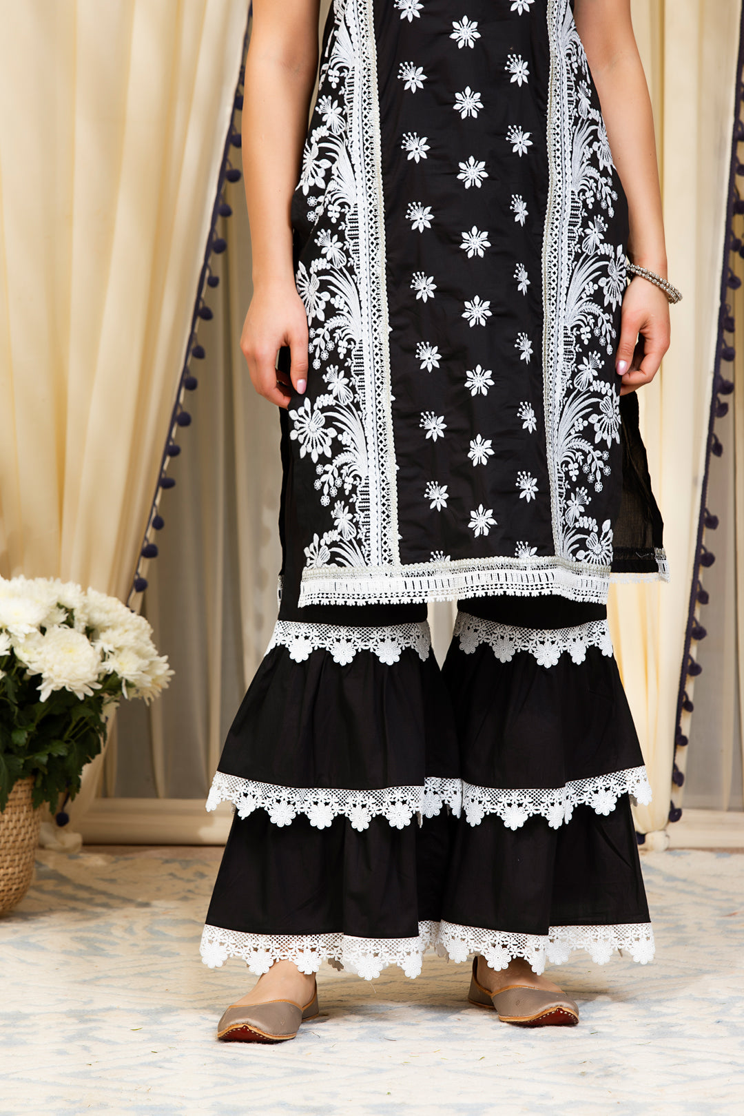 Mulmul Cotton Sofia Kurta With Lace Garara