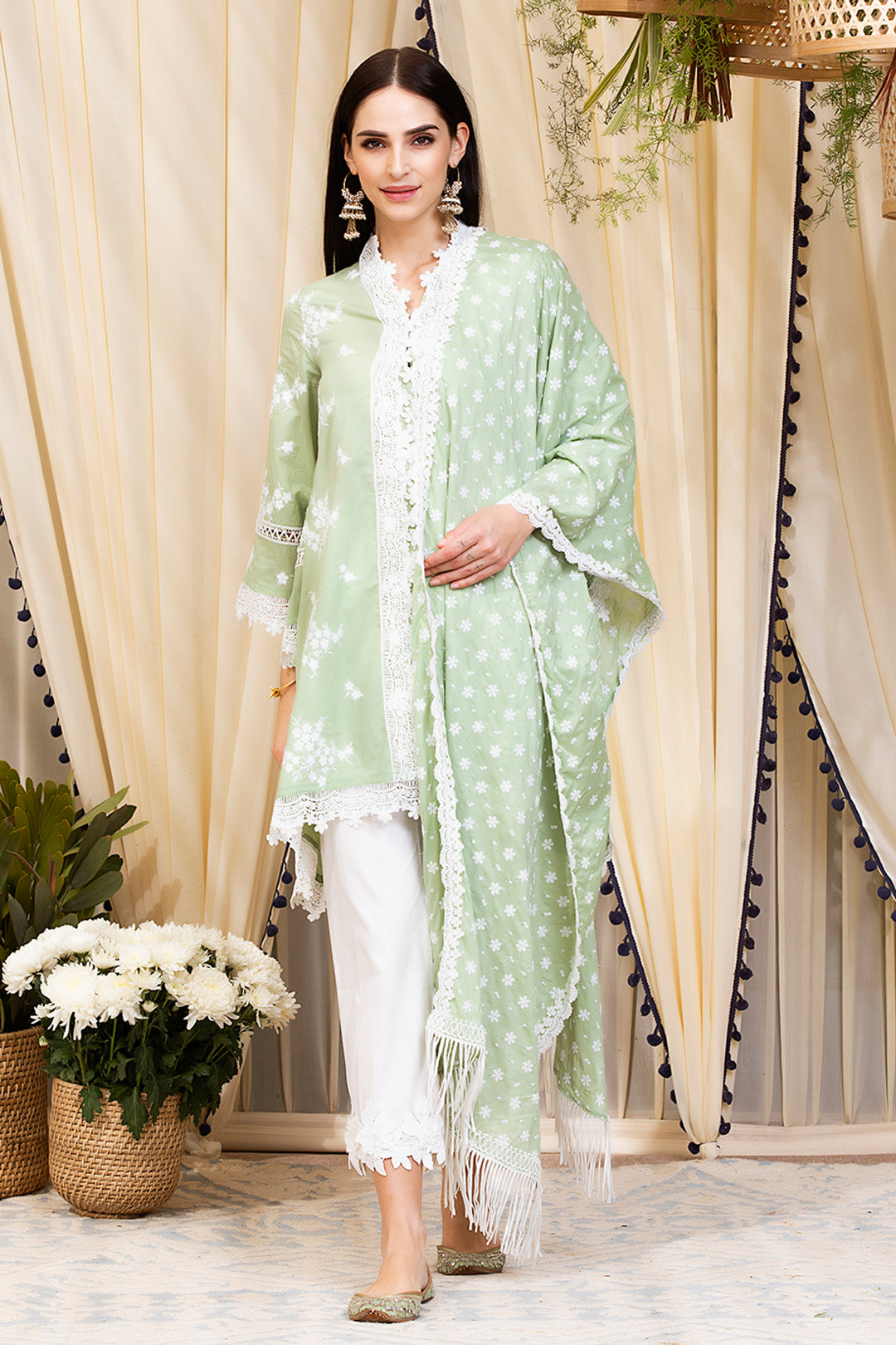 Mulmul Cotton Livia Kurta With Hibiscus Pyajama