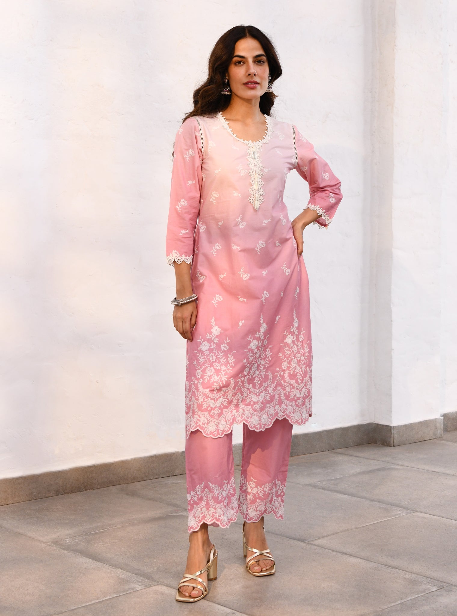 Mulmul Cotton Mandre Pink Kurta With Mulmul Cotton Mandre Pink Pant