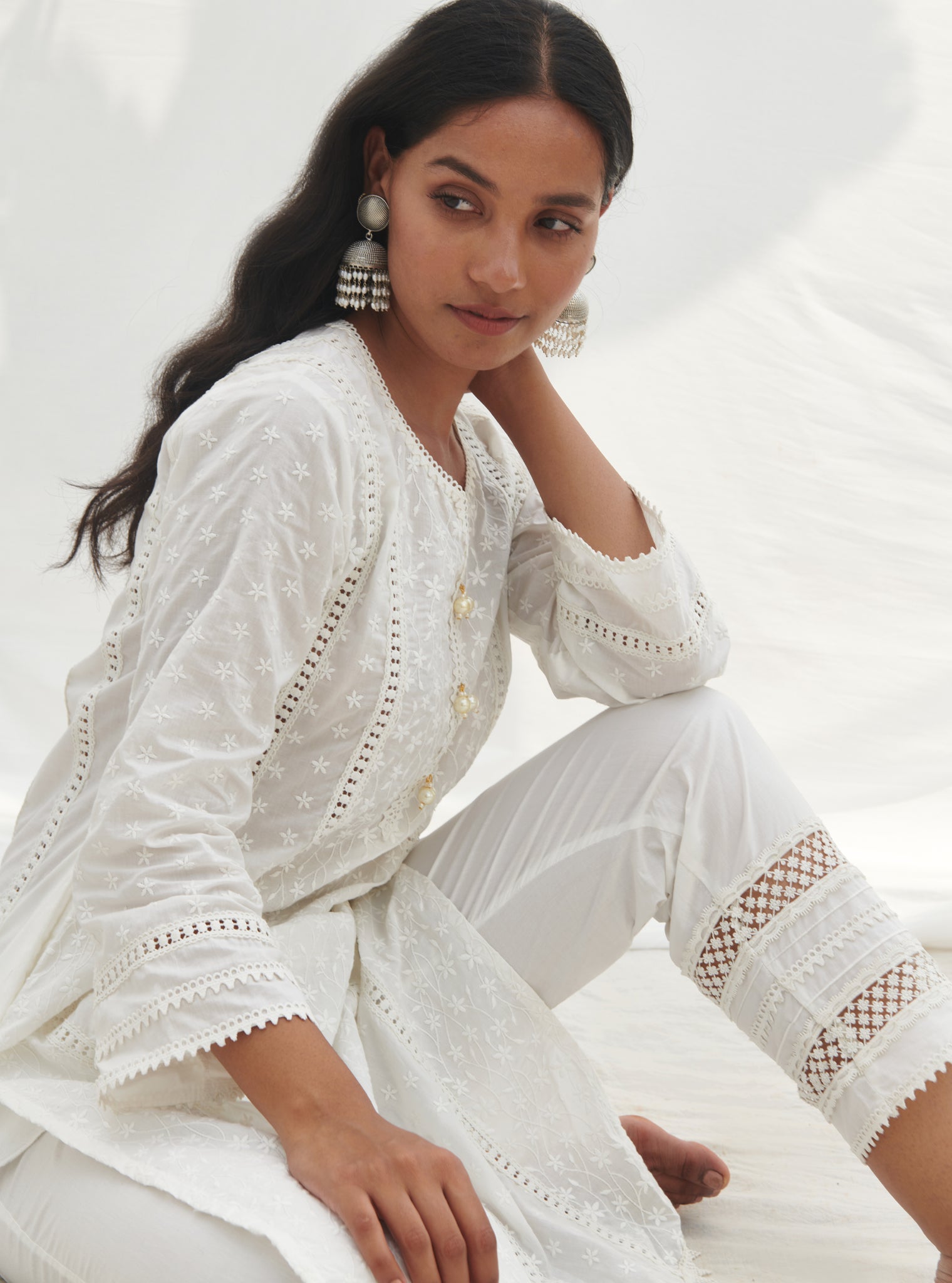 Mulmul Cotton Moira White Kurta With Mulmul Cotton Floral Ladder slim White Pant