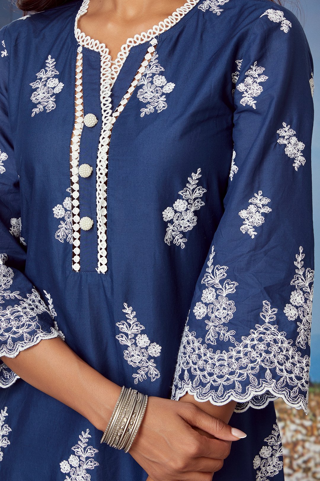 Mulmul Cotton Moon Light Navy Kurta With Floral Organza Pyajama White