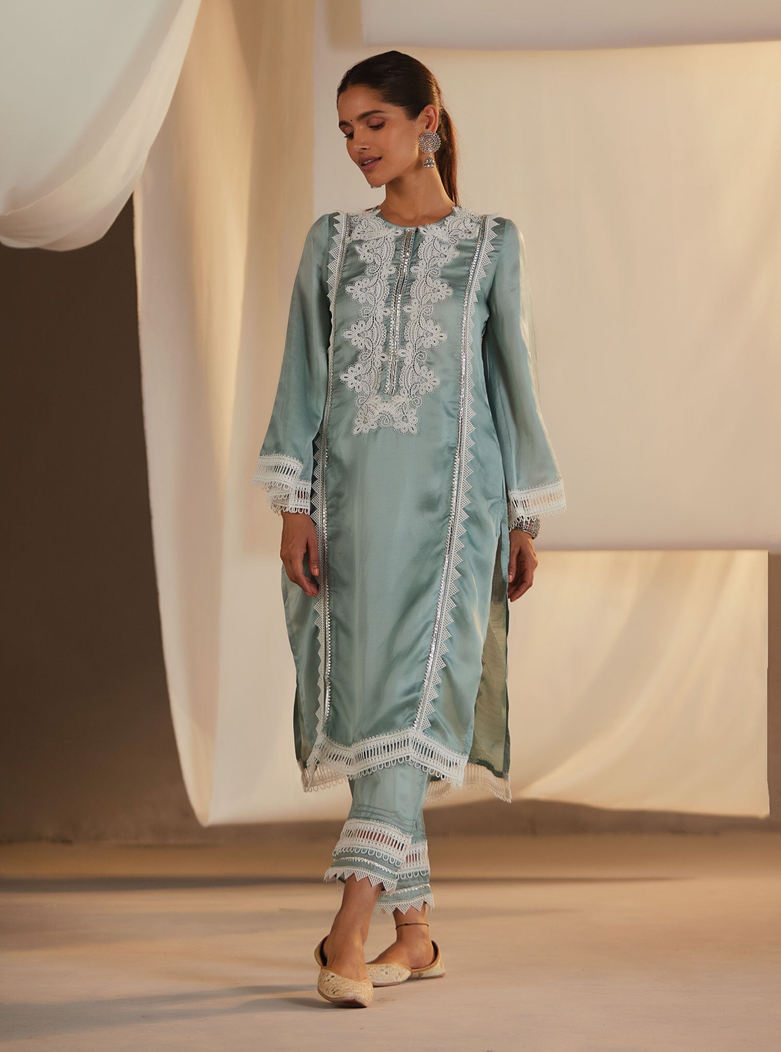 Mulmul Nigella Kurta With Nigella Pyajama