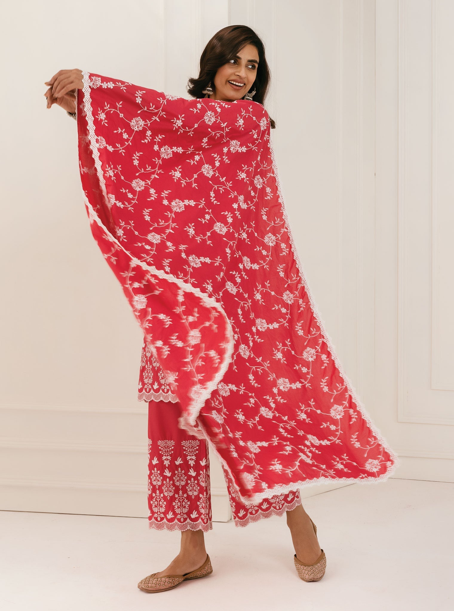 Mulmul Nubra Red Dupatta