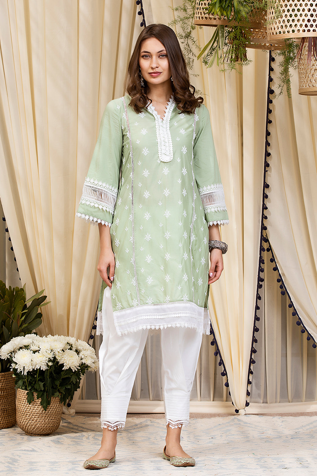 Mulmul Cotton Sandra Kurta With Front Pleated Pyajama