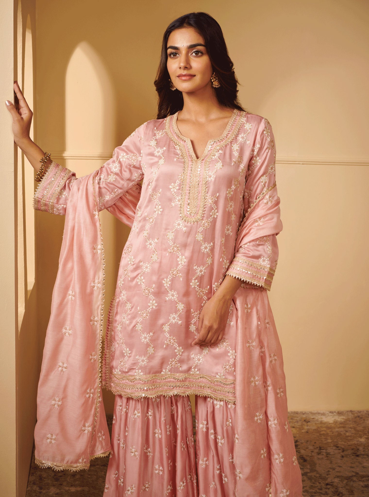 Mulmul Navataa Pink dupatta