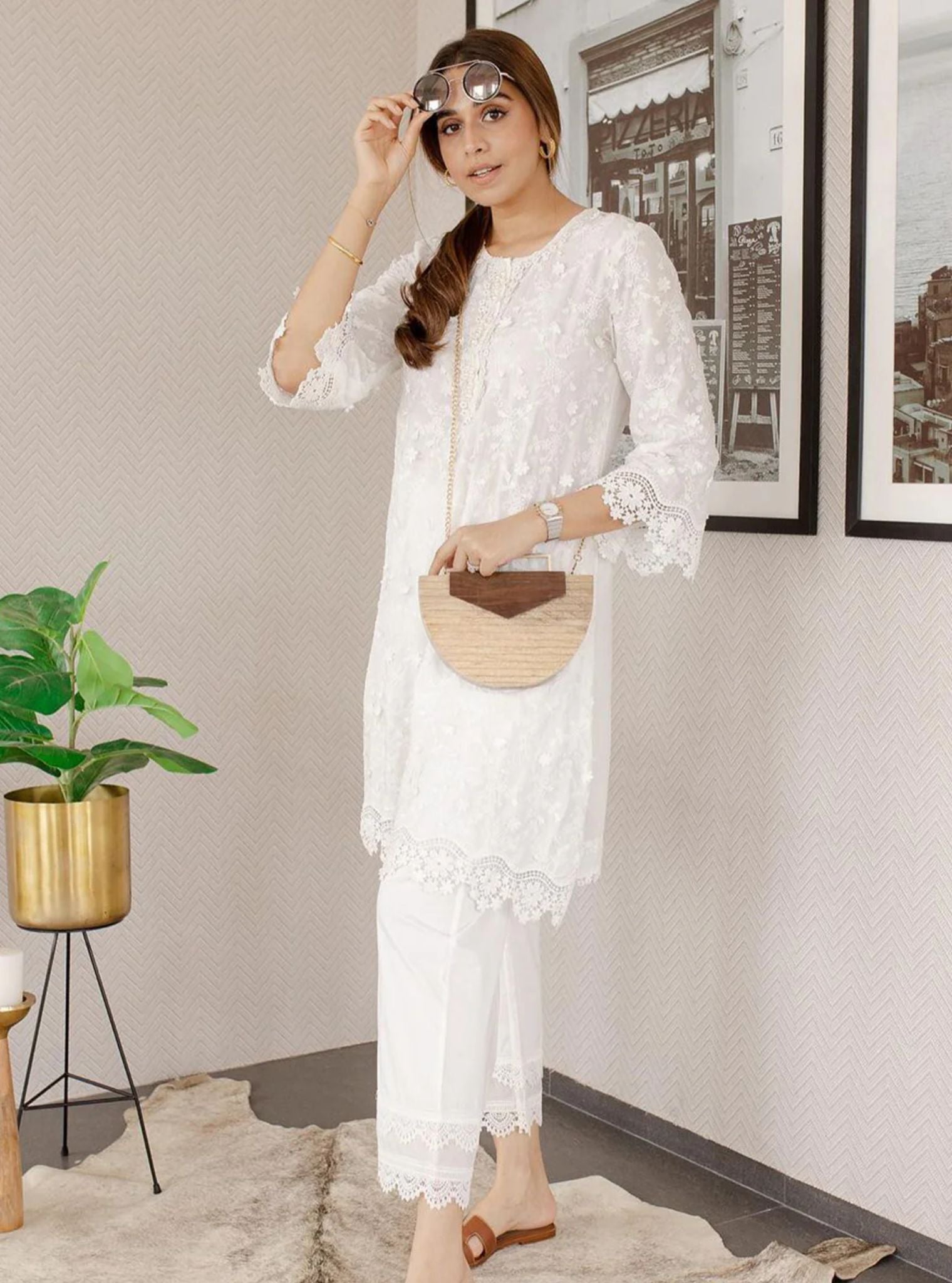 Mulmul Cotton BayBreeze White Kurta With Rounded Hem Pyajama White