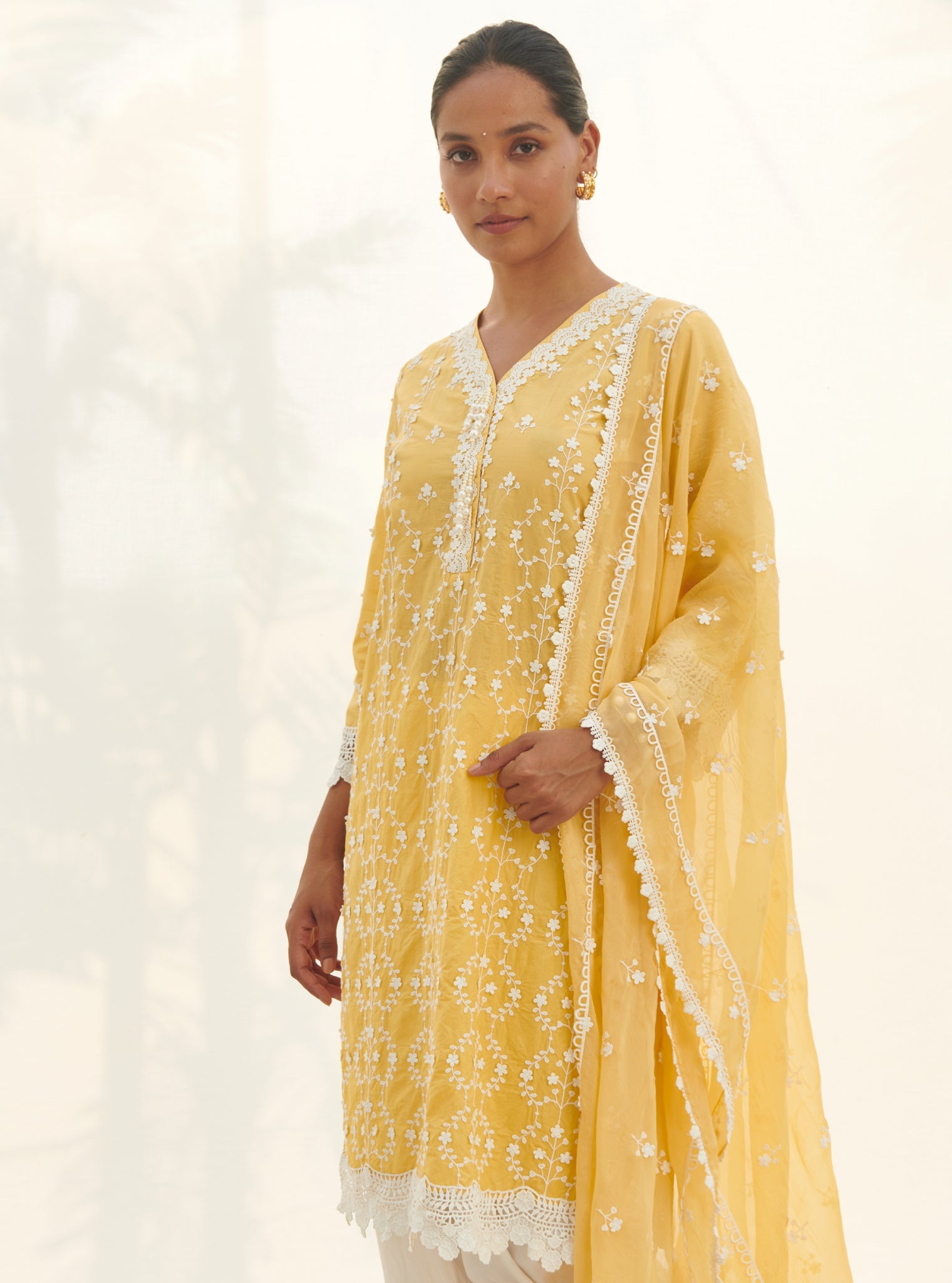 Mulmul Cotton Veliena Yellow Kurta With Mulmul Cotton Chemical Lace White Salwar