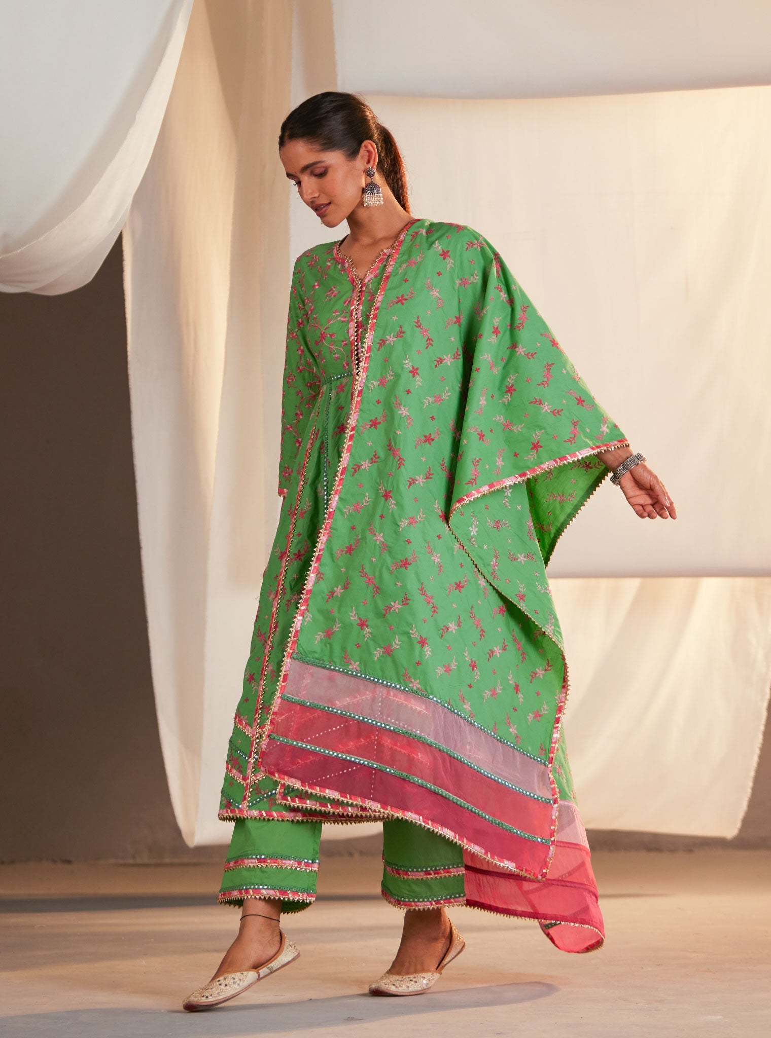 Mulmul Cotton Ayla Anarkali Green Kurta With Ayla Green Pant