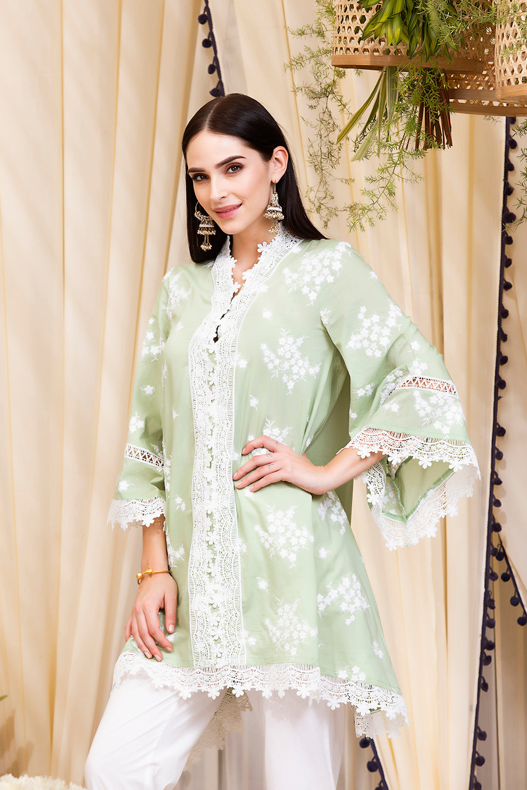 Mulmul Cotton Livia Kurta With Hibiscus Pyajama