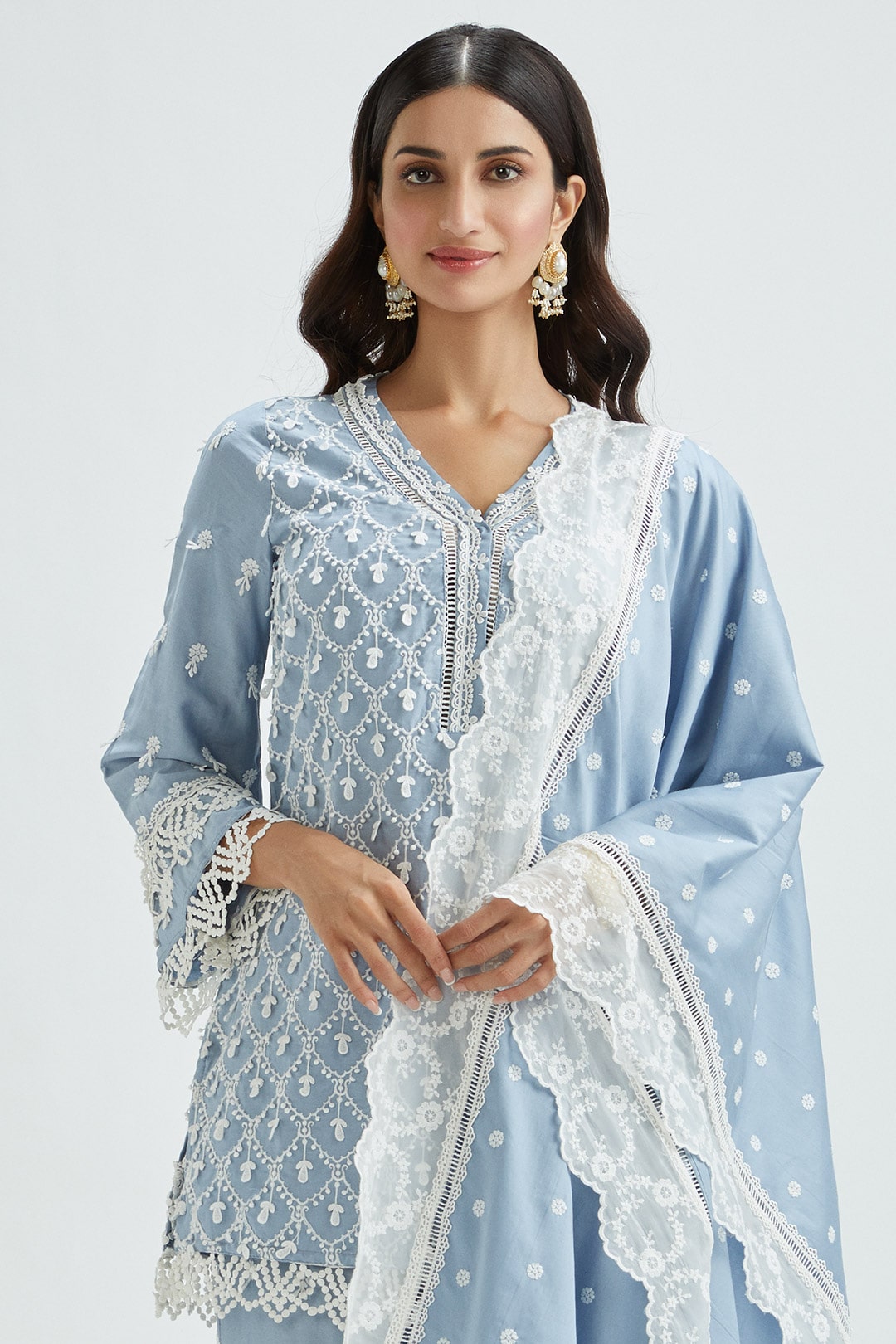 Mulmul Supima Satin Hayes Wedgewood Kurta With Hayes Wedgewood Pant