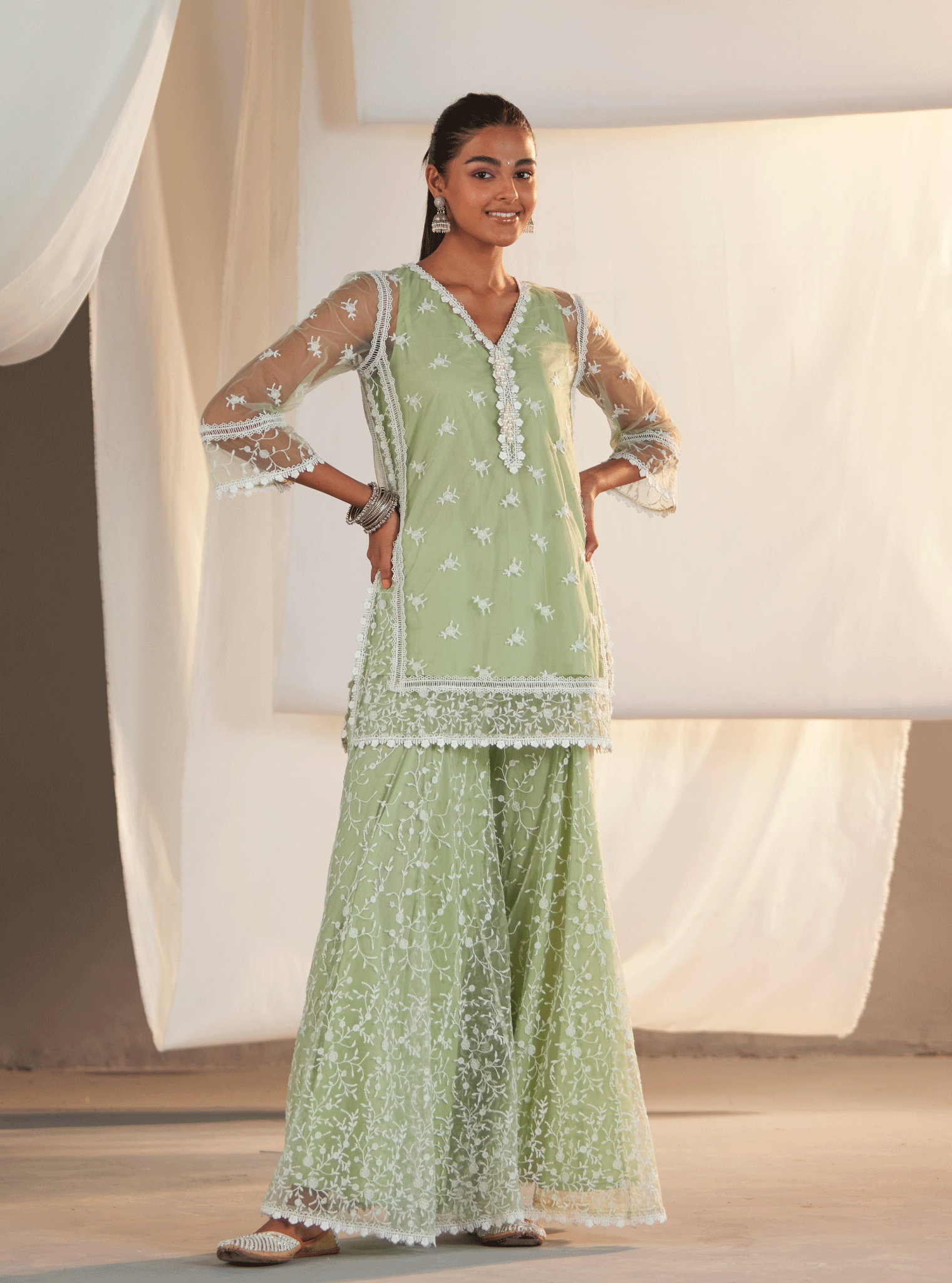 Mulmul Net Odyssey Green Kurta With Odyssey Green Sharara